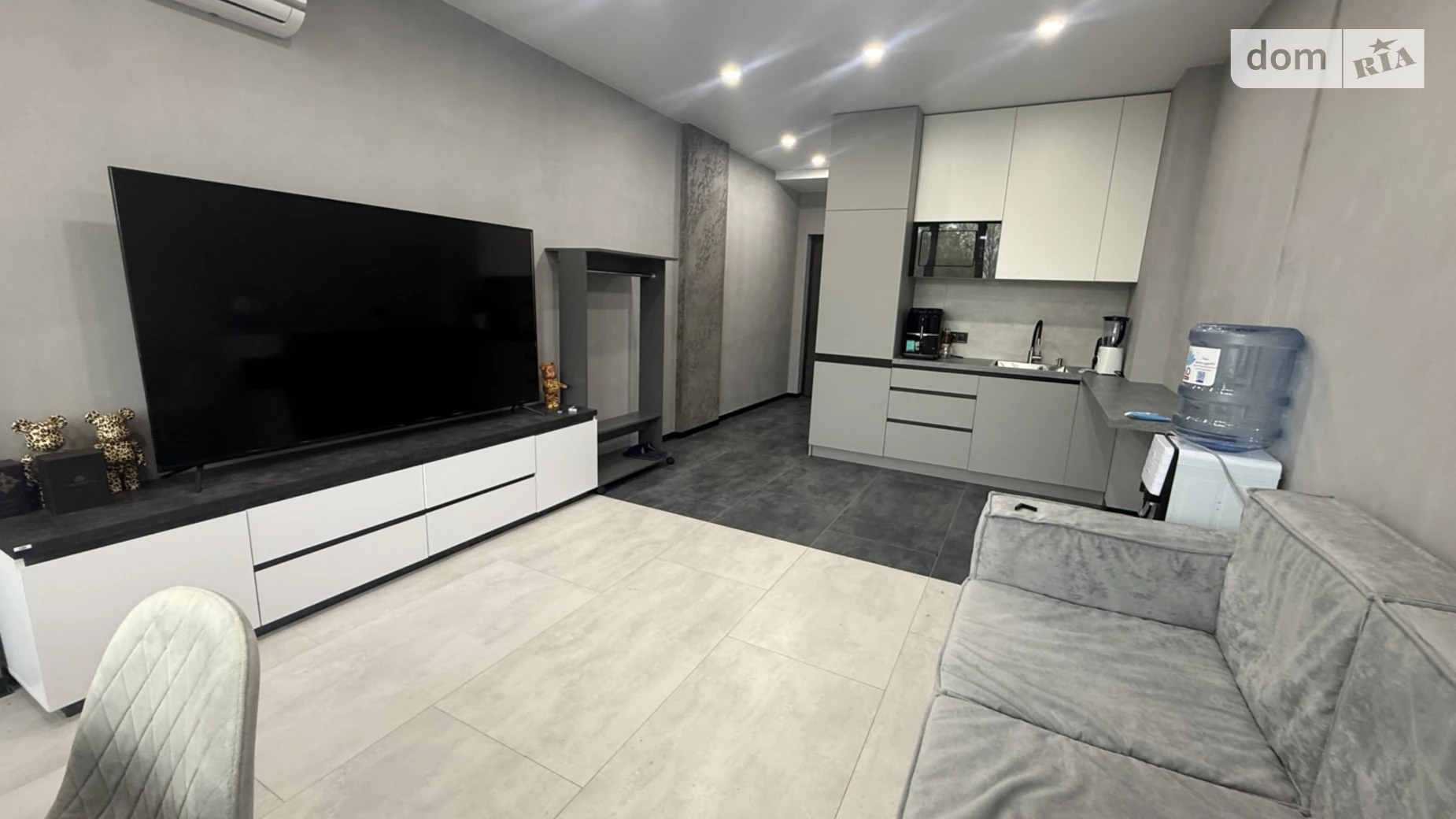 Продается офис 28.7 кв. м в бизнес-центре, цена: 50000 $ - фото 4