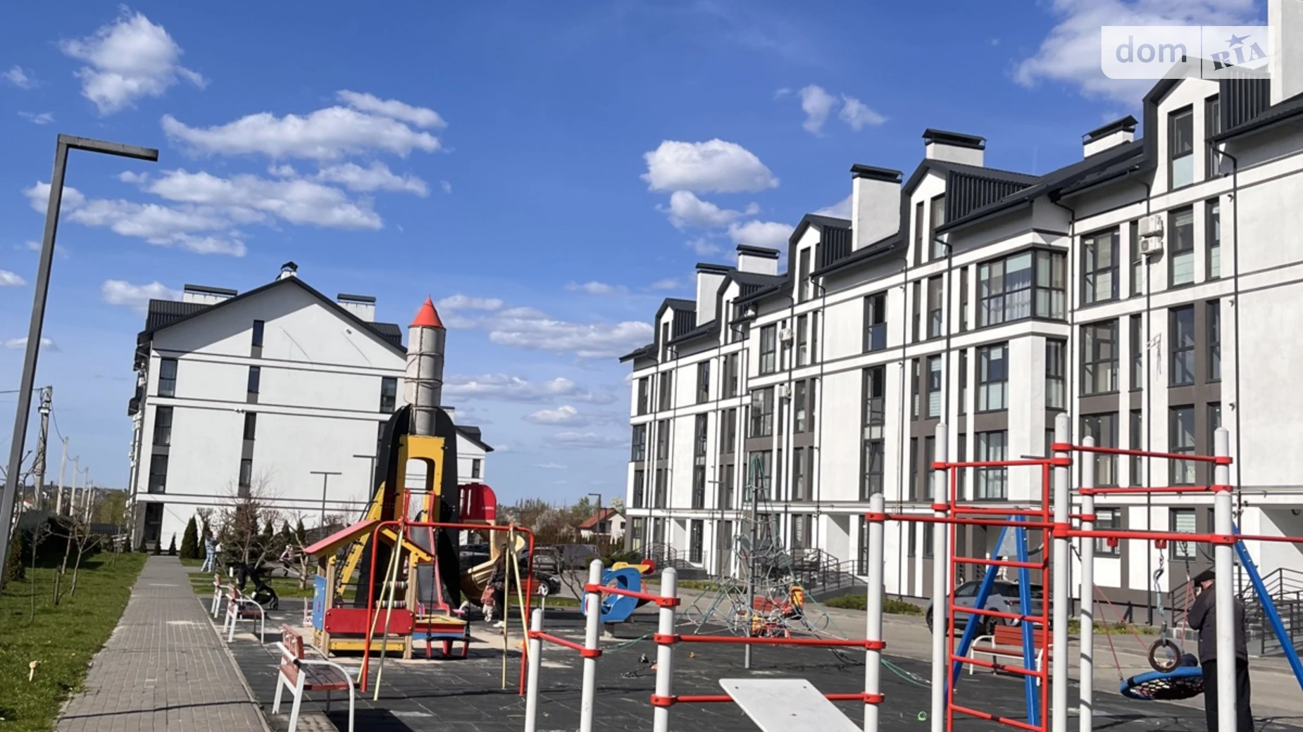 Продается 1-комнатная квартира 60.4 кв. м в Липинах, ул. Мира - фото 2