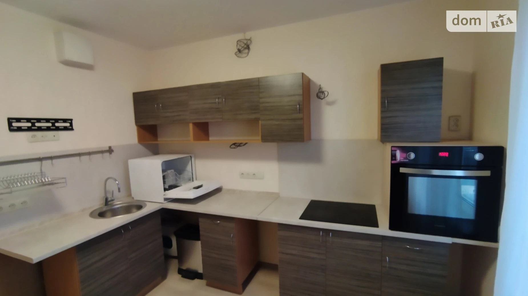 Сдается в аренду 2-комнатная квартира 72 кв. м в Киеве, ул. Гарматная, 31А - фото 3