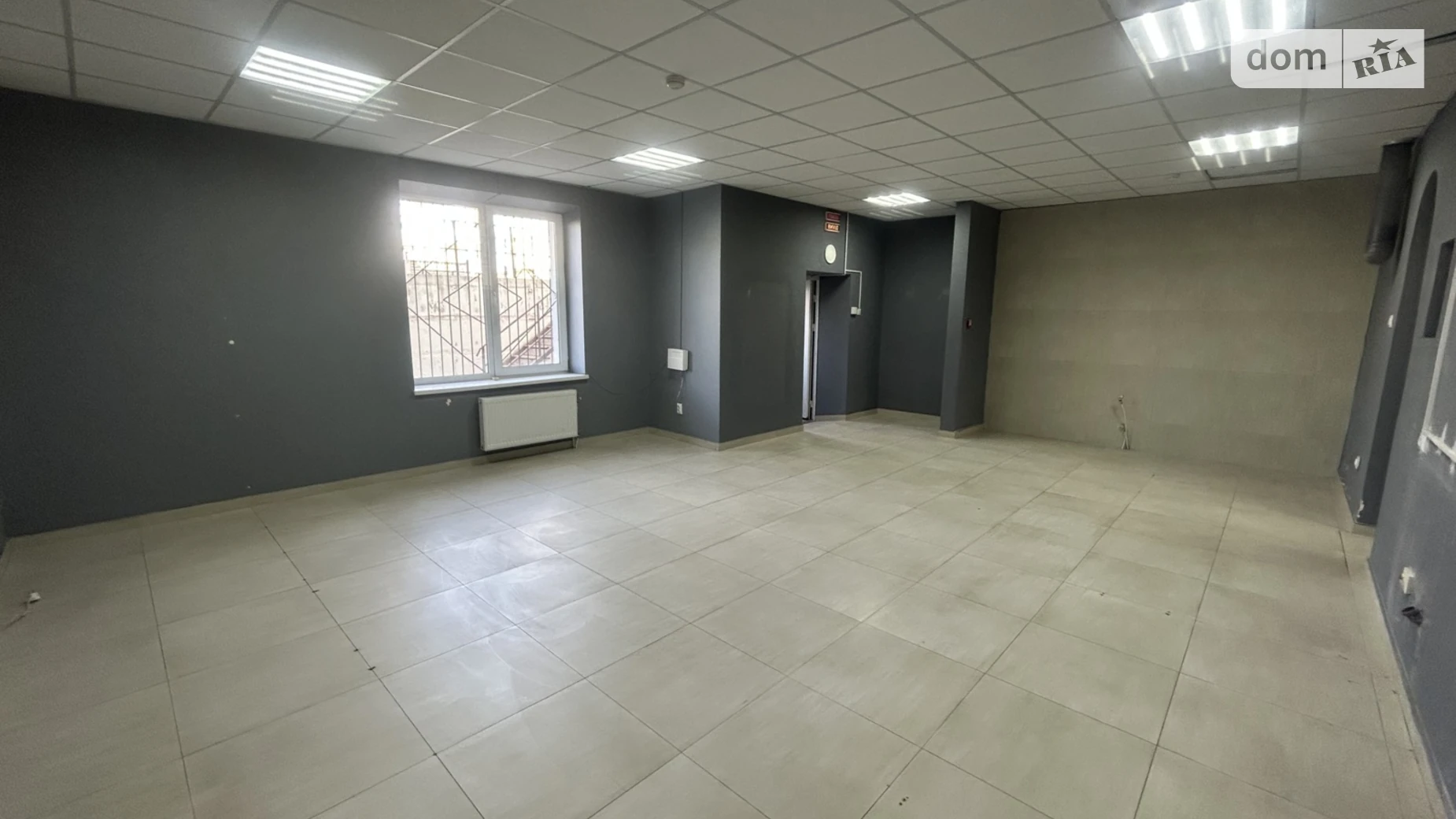 Продается помещения свободного назначения 51 кв. м в 10-этажном здании, цена: 47000 $ - фото 2