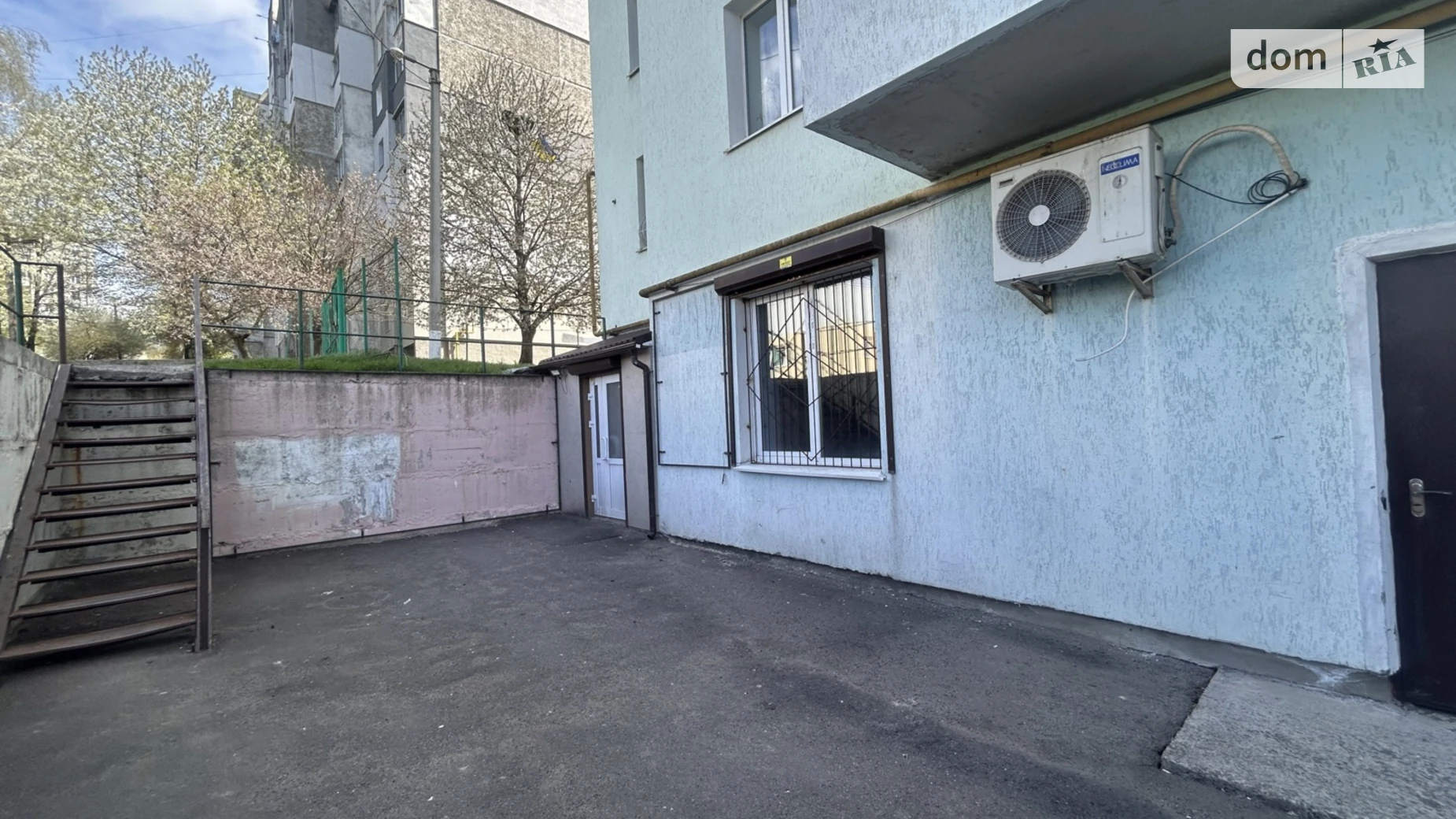 Продается помещения свободного назначения 51 кв. м в 10-этажном здании, цена: 47000 $ - фото 3