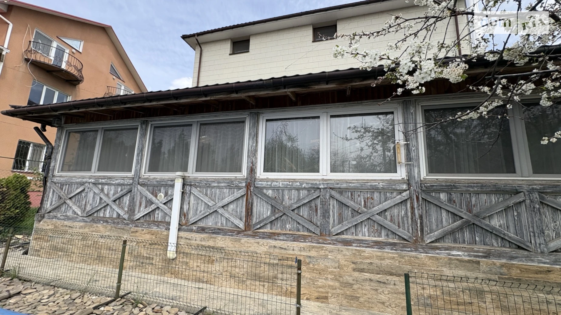 Продается дом на 2 этажа 280 кв. м с бассейном, цена: 280000 $ - фото 5