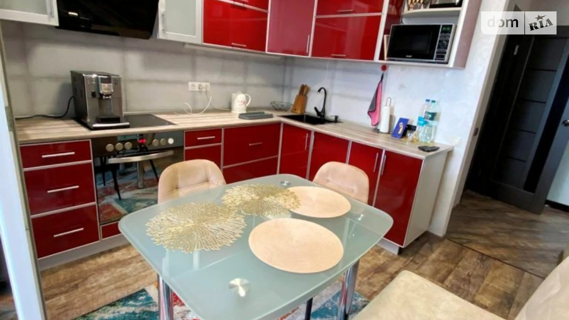 Продается 1-комнатная квартира 42 кв. м в Черноморске, ул. Защитников Украины(1 Мая) - фото 4