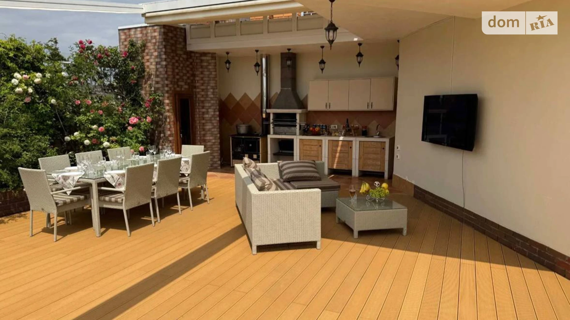 Продается дом на 3 этажа 315 кв. м с беседкой, цена: 449000 $ - фото 2