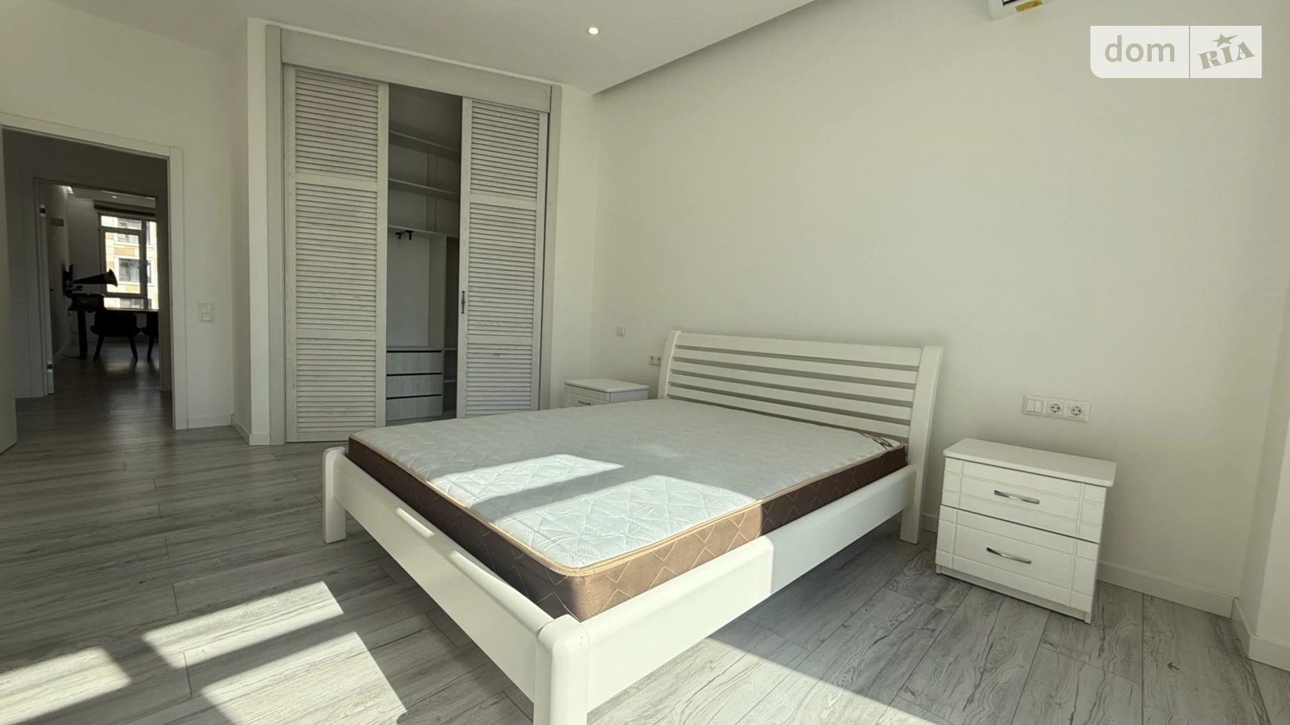 Продается 1-комнатная квартира 52.2 кв. м в Киеве, ул. Саперное Поле, 5 - фото 4