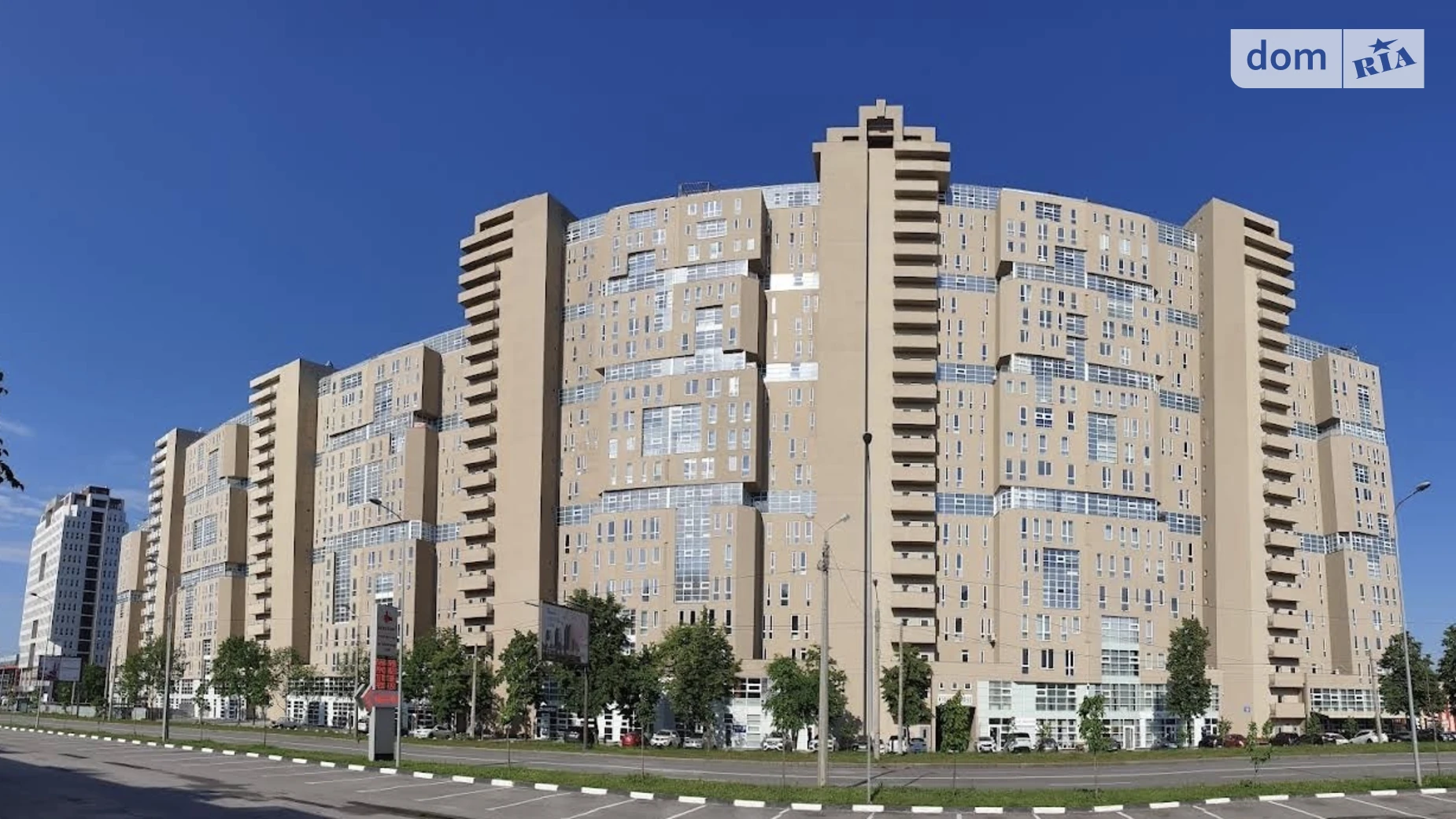 Продается подземный паркинг универсальный на 28.4 кв. м, цена: 21500 $ - фото 2