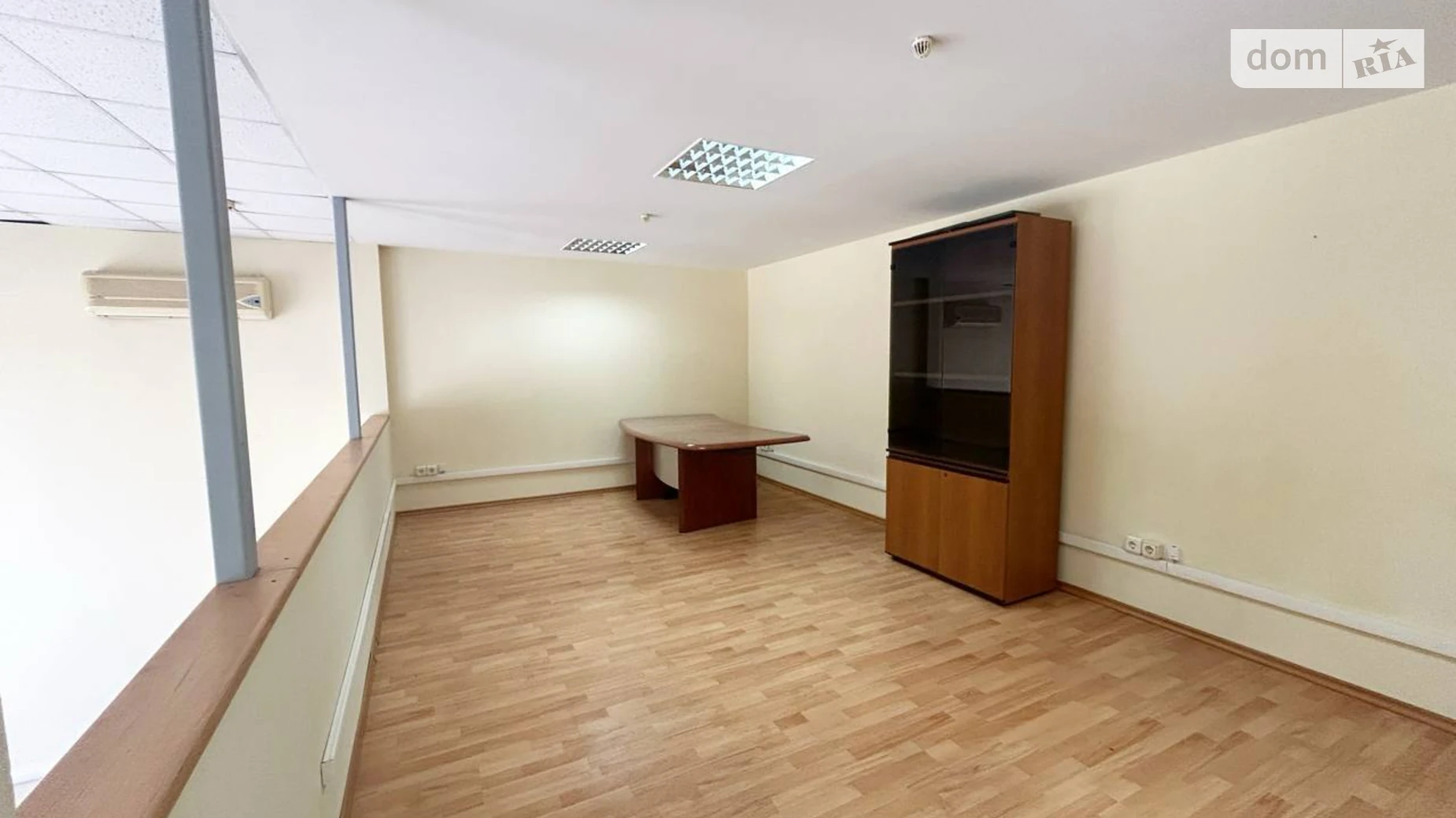 Сдается в аренду офис 67 кв. м в бизнес-центре, цена: 17260 грн - фото 5
