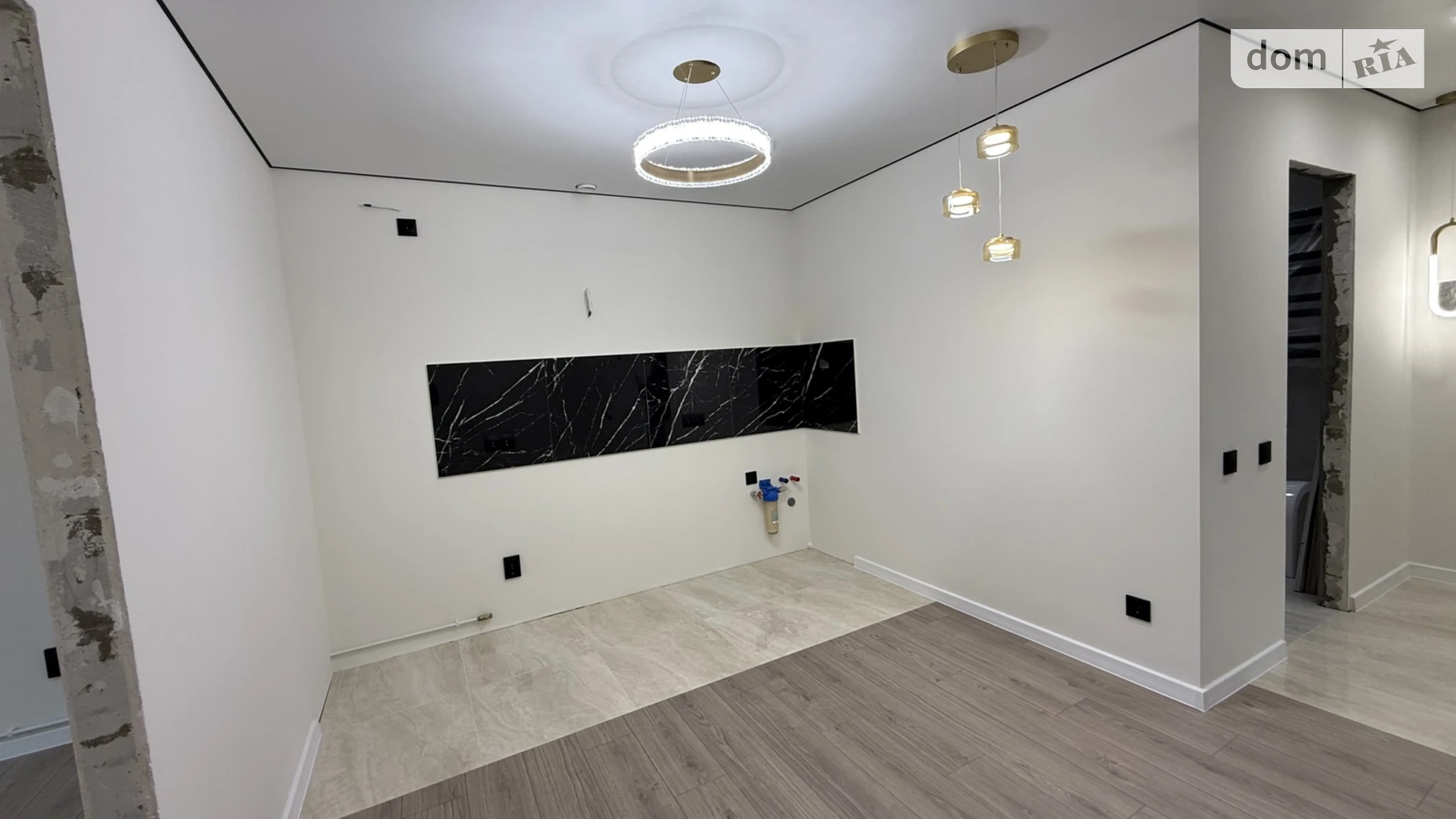 2-комнатная квартира 57 кв. м в Тернополе, ул. Смакулы - фото 5