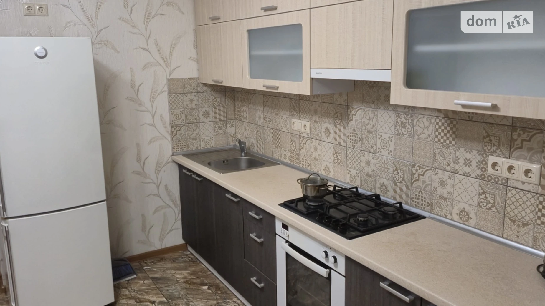 Сдается в аренду 1-комнатная квартира 45 кв. м в Виннице, ул. Зодчих, 15 - фото 2