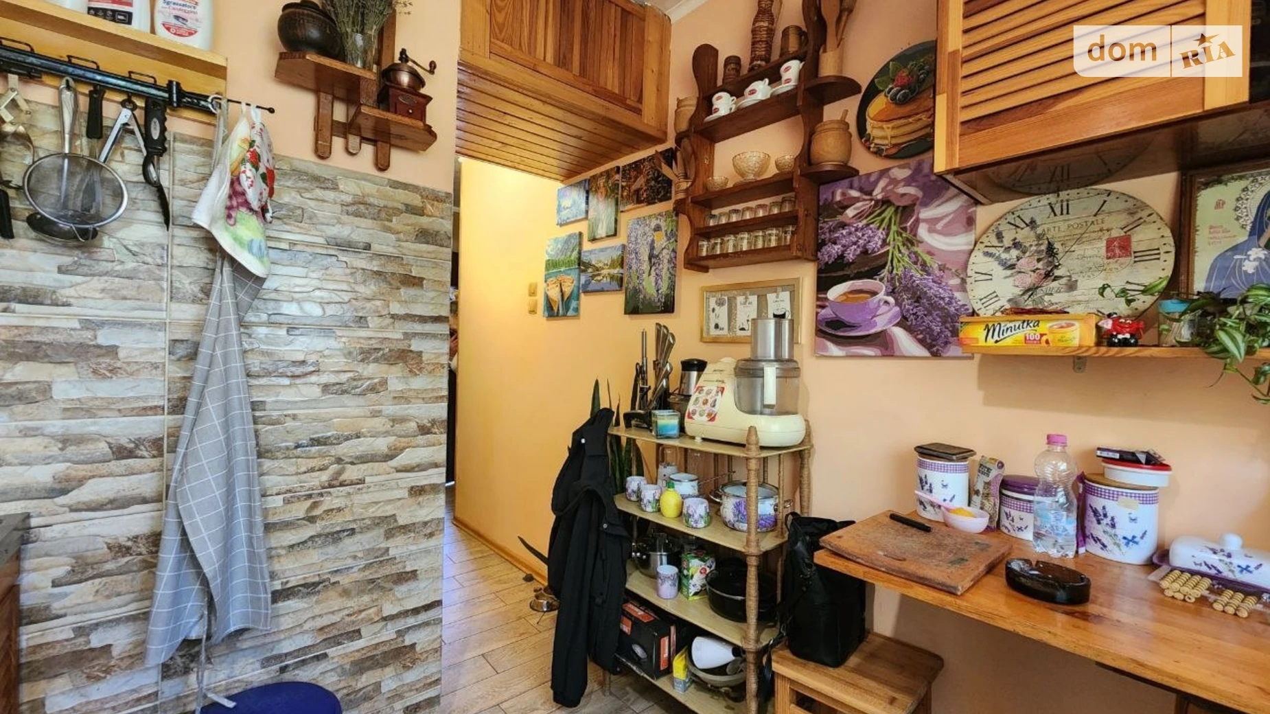 Продається 2-кімнатна квартира 49 кв. м у Івано-Франківську, вул. Симоненка Василя - фото 2