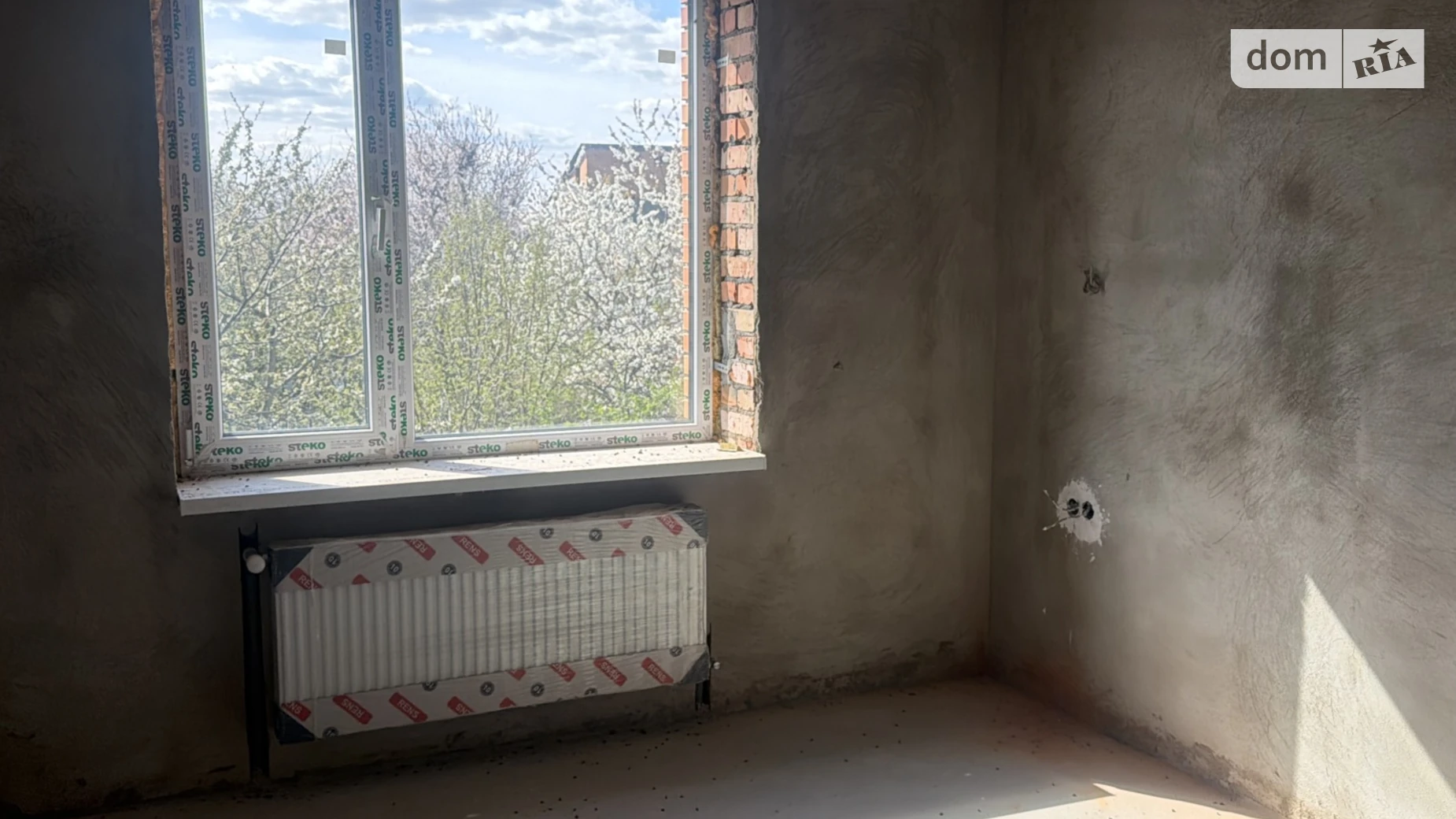 Продается дом на 2 этажа 130 кв. м с садом, цена: 86000 $ - фото 5