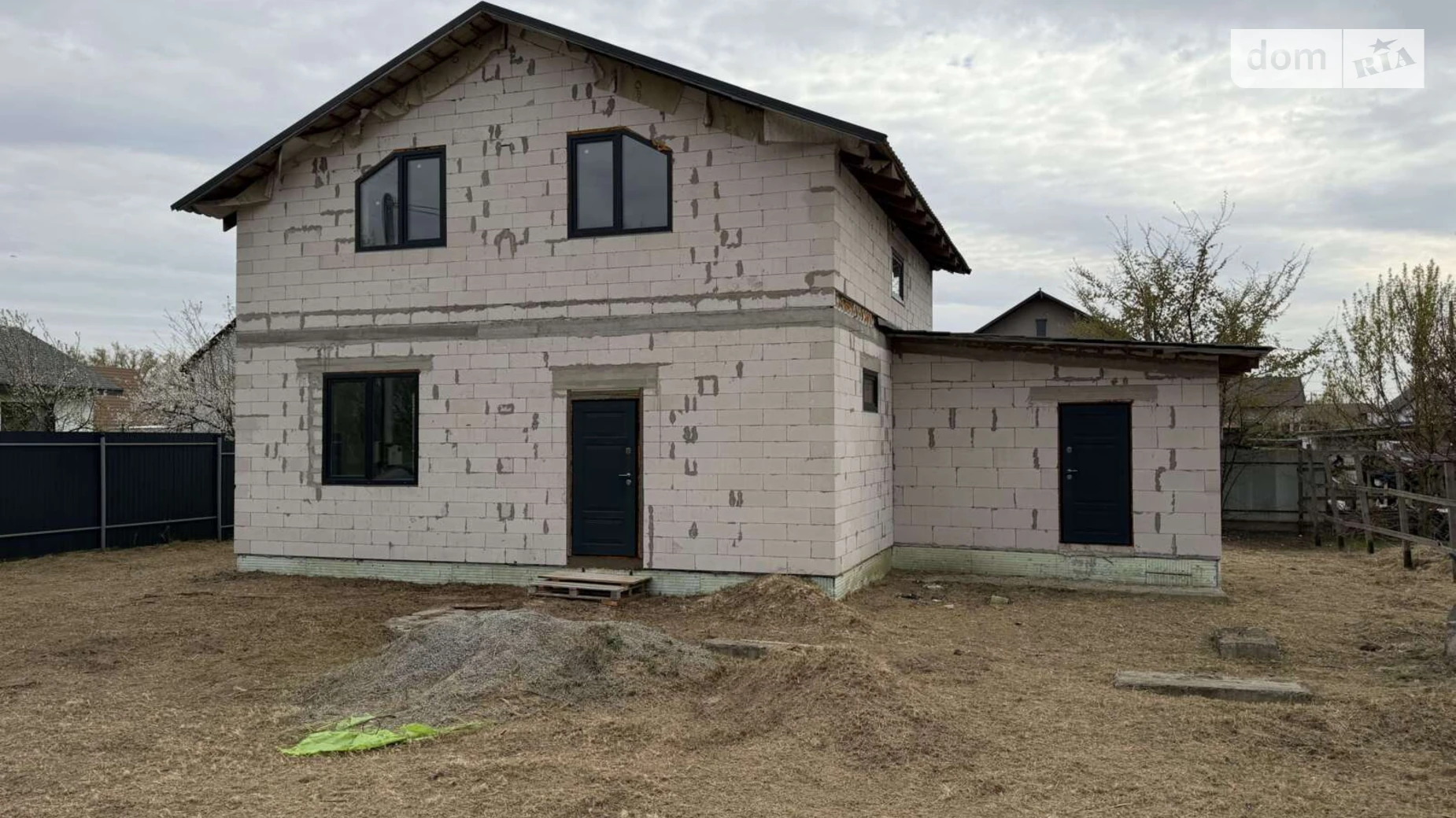 Продается дом на 2 этажа 125 кв. м с балконом, цена: 60000 $ - фото 2