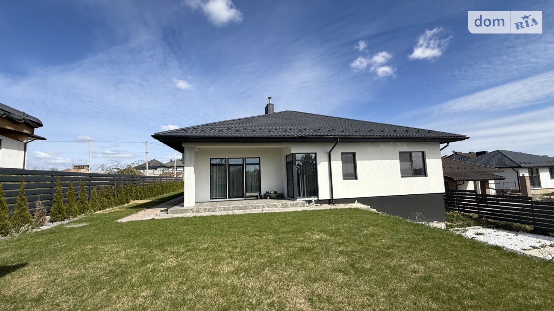 Продается одноэтажный дом 248 кв. м с балконом, цена: 205000 $ - фото 3