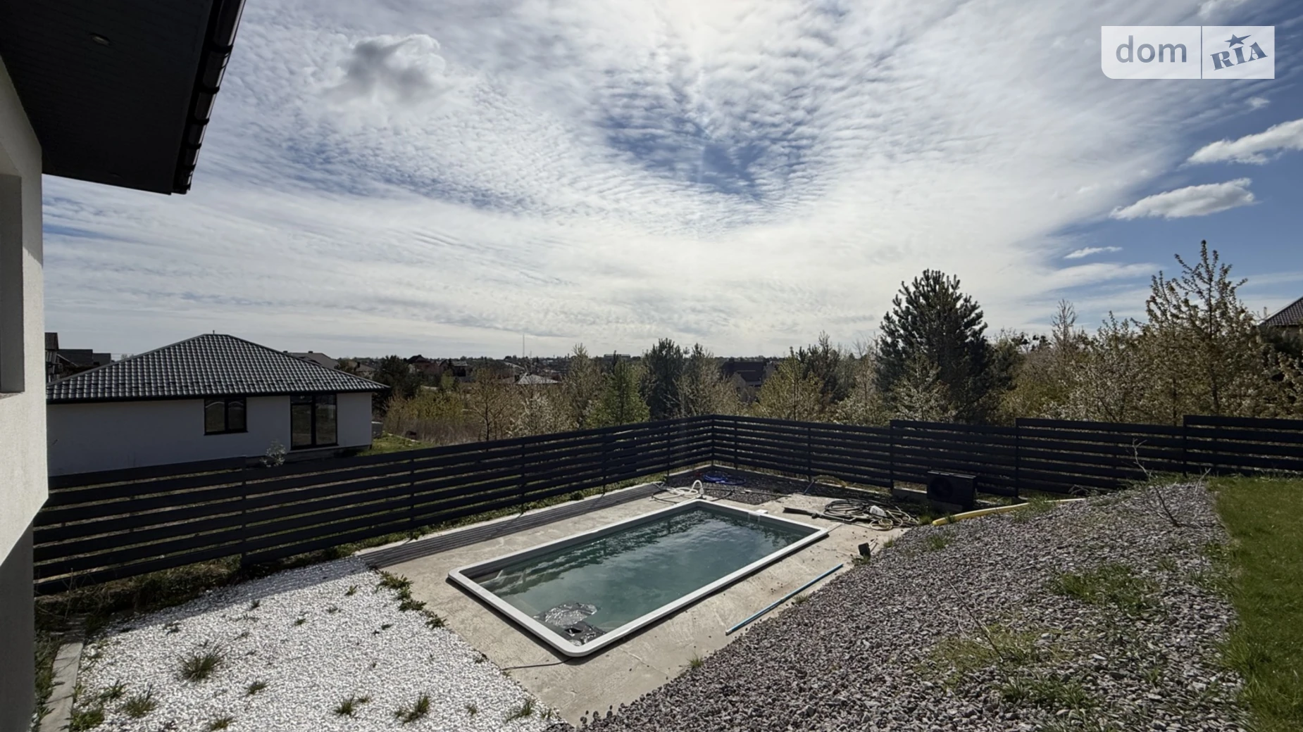 Продается одноэтажный дом 248 кв. м с балконом, цена: 205000 $ - фото 4