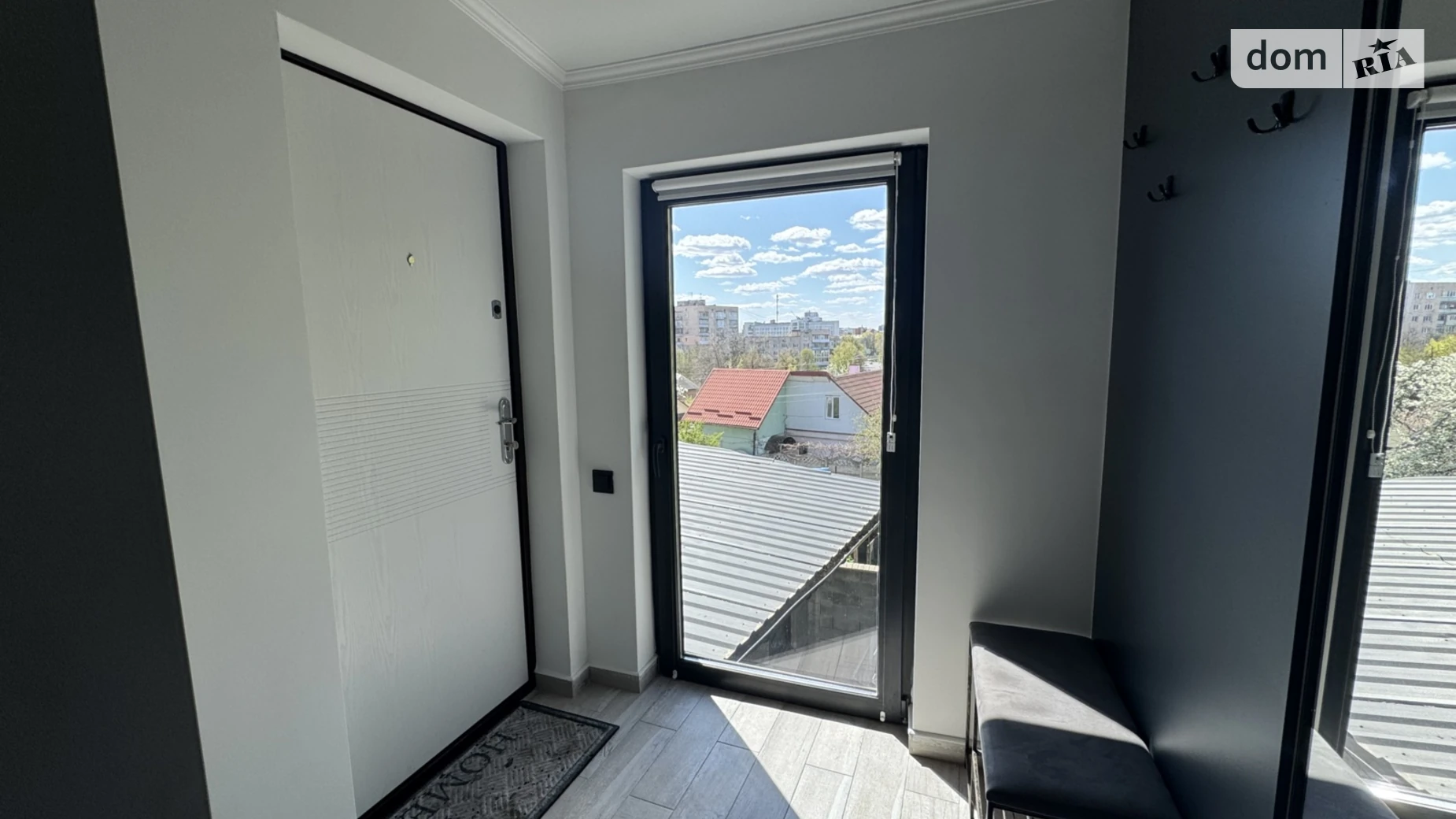 Продается 1-комнатная квартира 31.5 кв. м в Ровно, ул. Мицкевича, 102 - фото 2