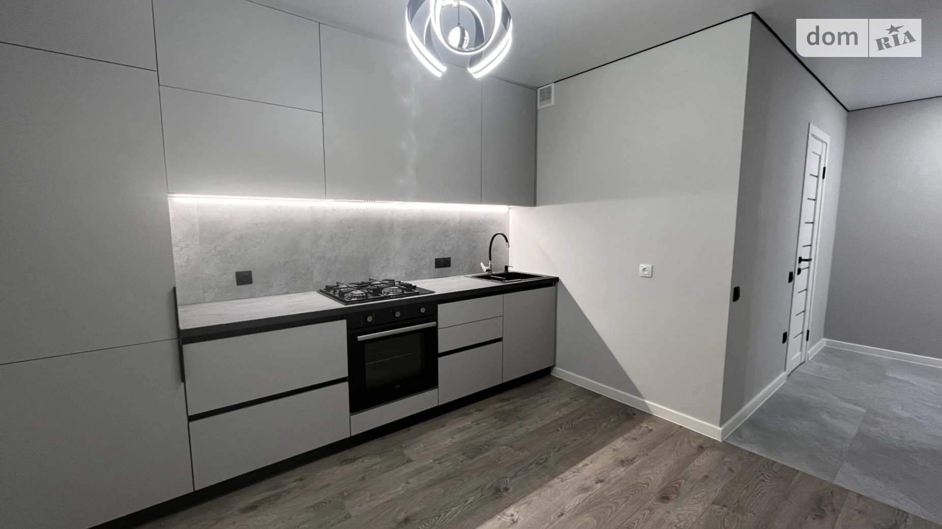 2-комнатная квартира 57 кв. м в Тернополе, ул. Смакулы, 7 - фото 5
