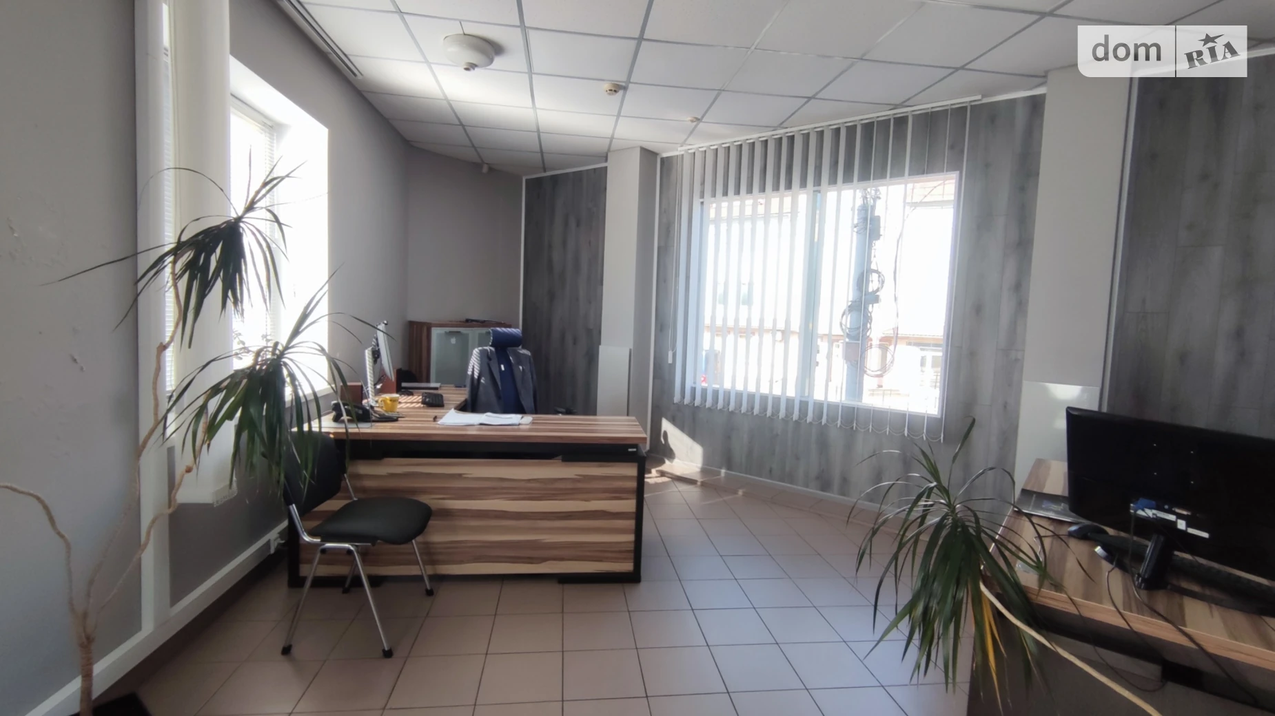 просп. Бандеры Степана, 42 Восточный Тернополь, цена: 472000 $ - фото 4