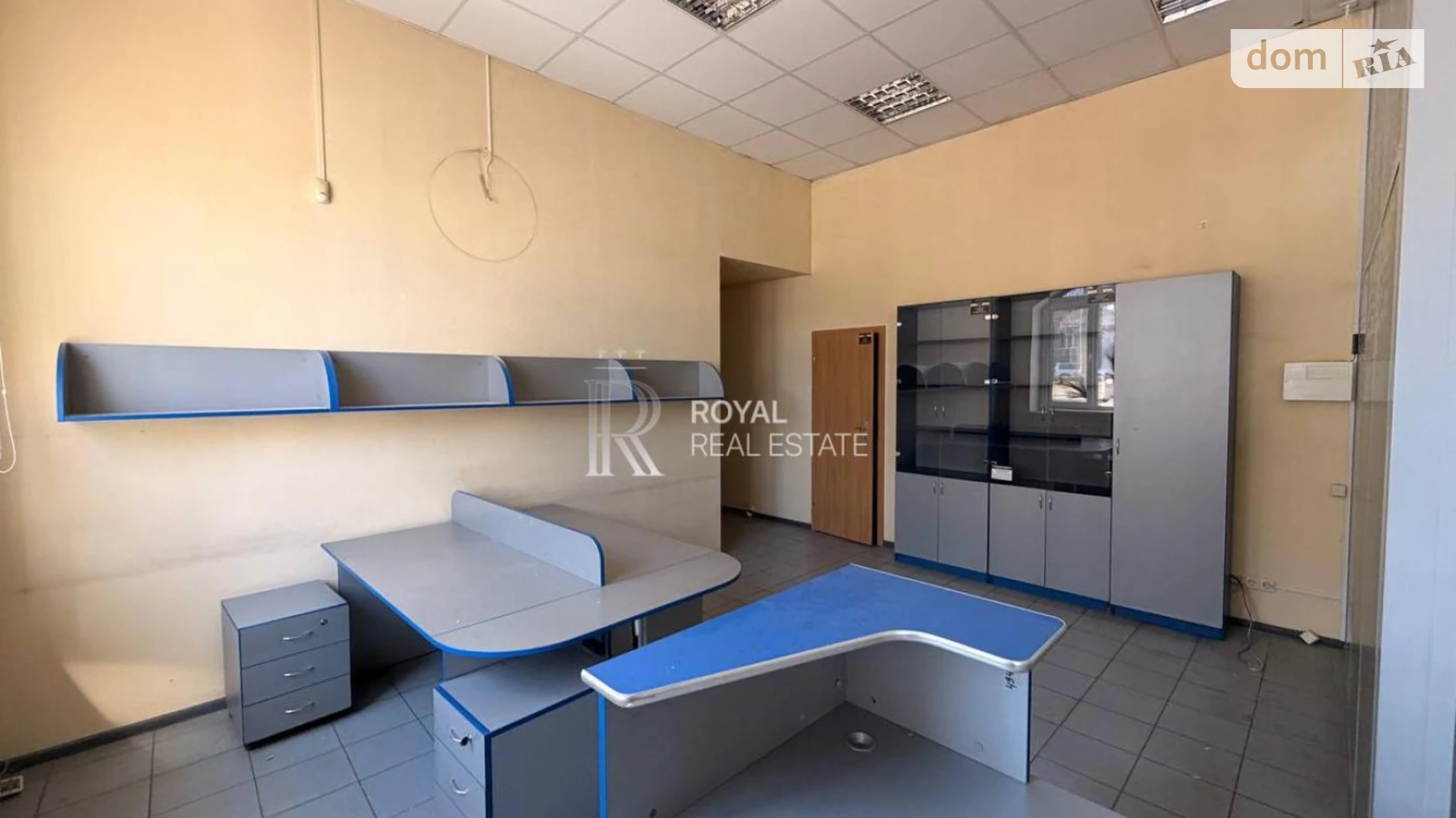 Сдается в аренду офис 70 кв. м в бизнес-центре, цена: 500 $ - фото 2