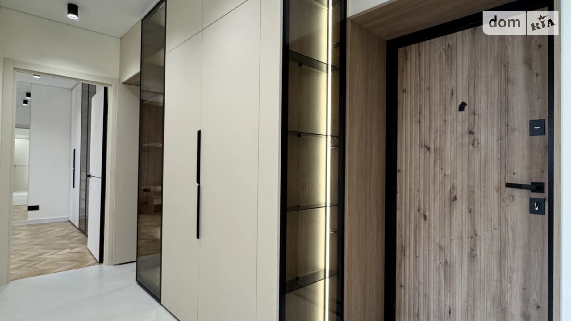 Продается 2-комнатная квартира 65 кв. м в Хмельницком, ул. Панаса Мирного, 20/2 - фото 2