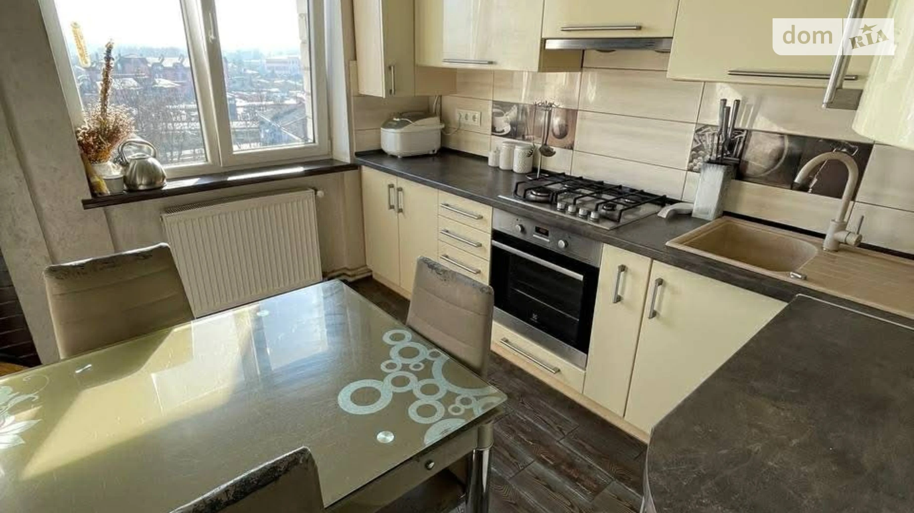 Продается 2-комнатная квартира 52 кв. м в Дрогобыче, ул. Михаила Грушевского - фото 3