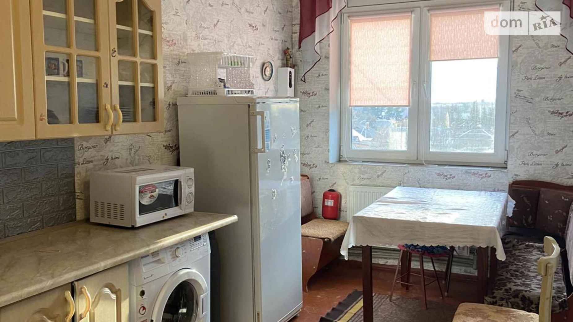 Продается 1-комнатная квартира 39 кв. м в Гайсине, ул. Грушевского(Ленина), 35 - фото 2