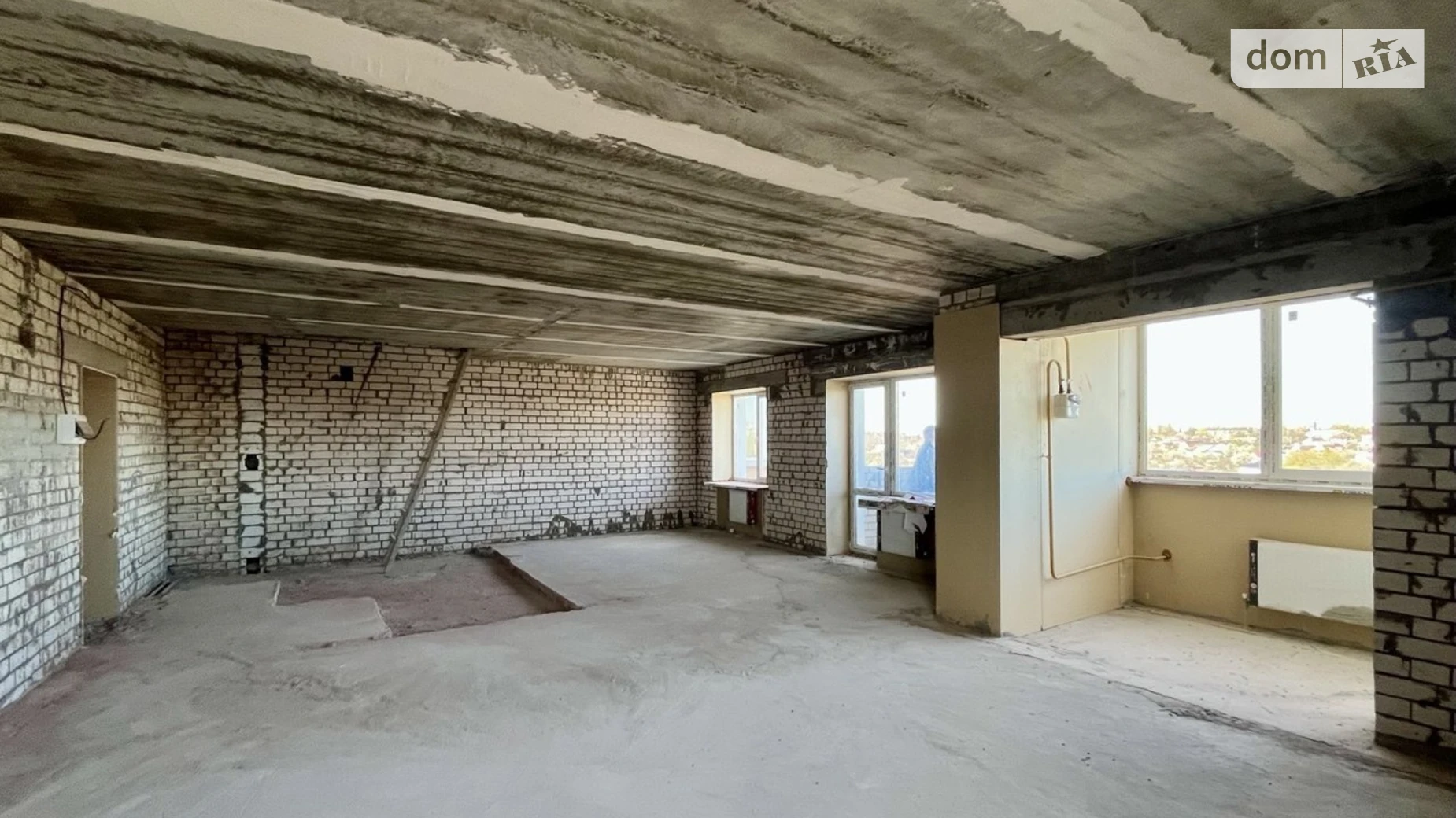 Продается 2-комнатная квартира 135.8 кв. м в Чернигове, ул. Гончая, 59Б - фото 2