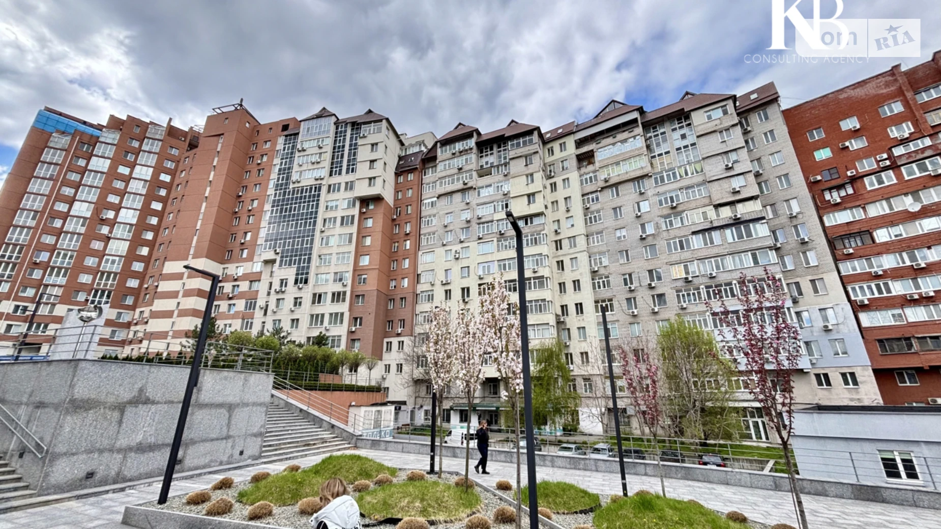 Продается 2-комнатная квартира 63.1 кв. м в, цена: 79000 $ - фото 2