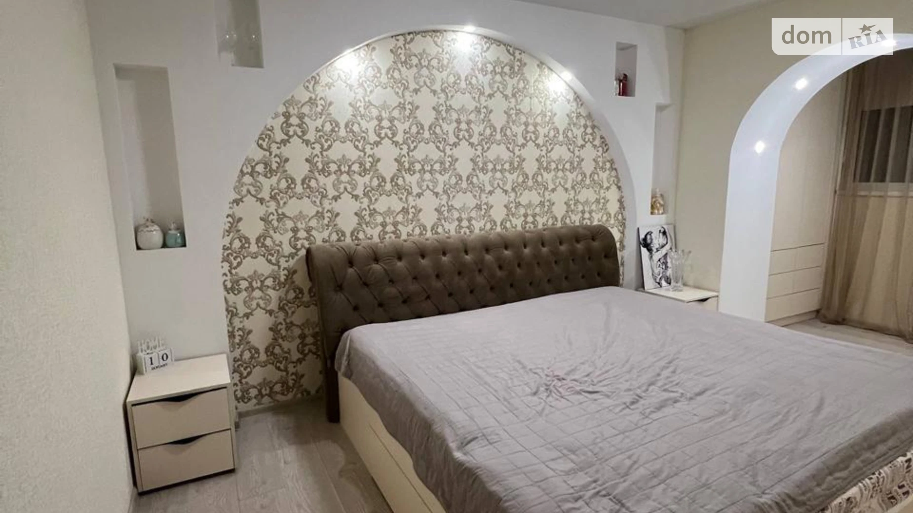 Продается 3-комнатная квартира 78 кв. м в Прилуках, ул. Гвардейская - фото 2