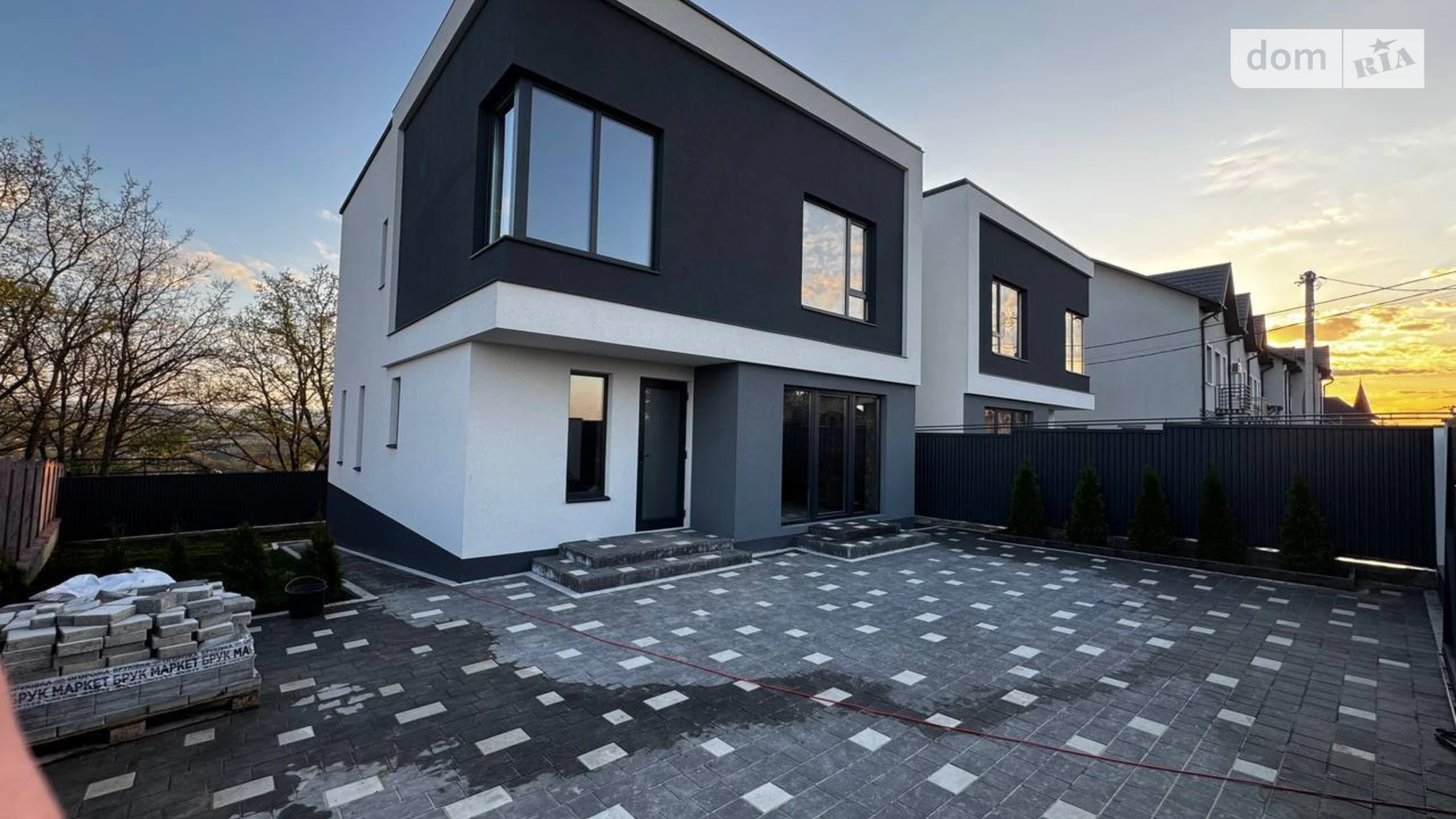 Продается дом на 2 этажа 180 кв. м с балконом, цена: 135000 $ - фото 3