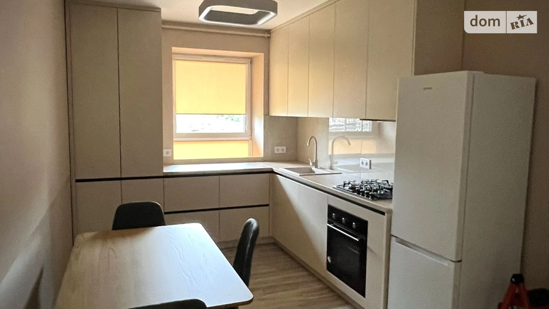 2-комнатная квартира 65 кв. м в Луцке, цена: 450 $ - фото 4