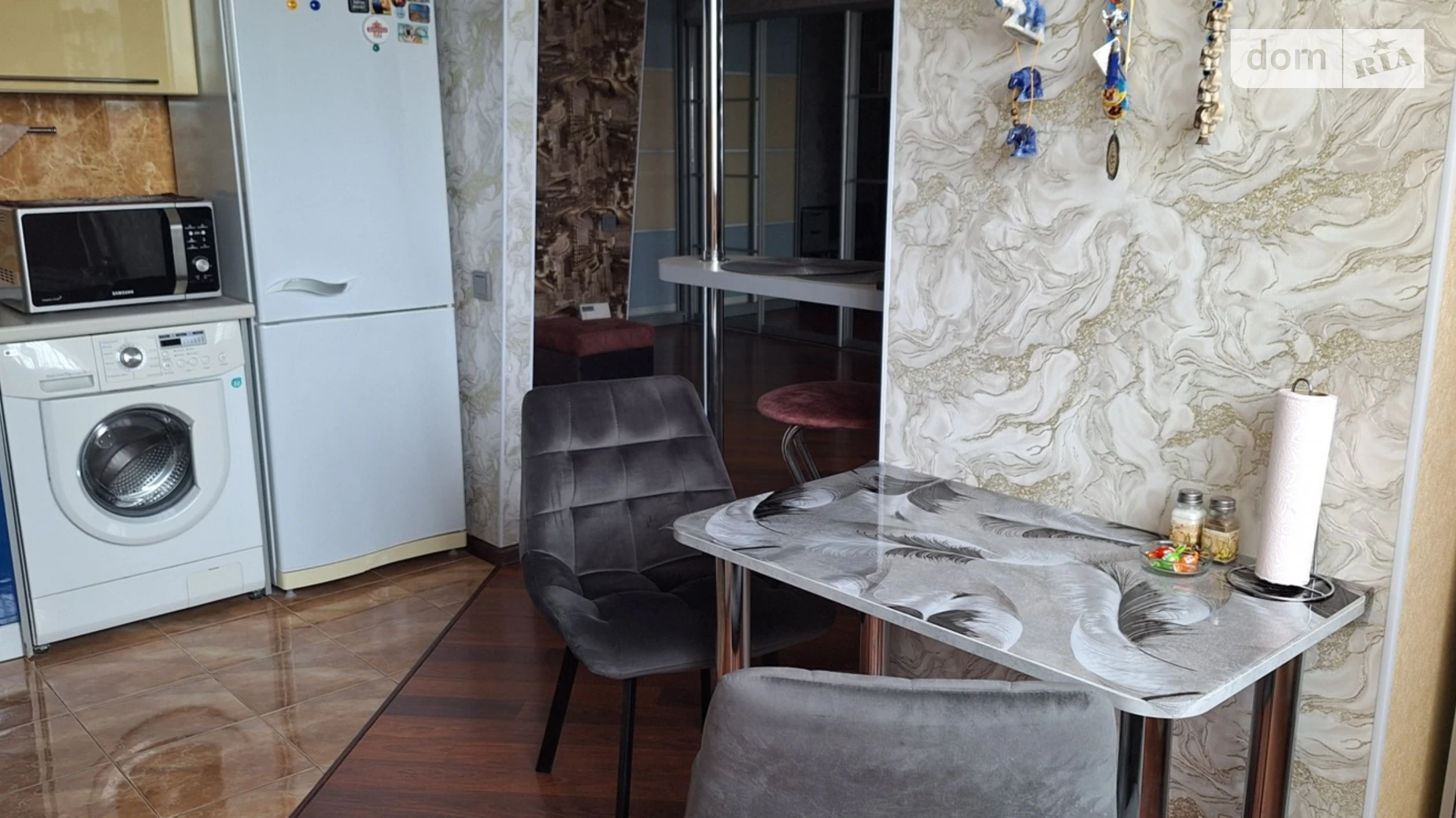 Продается 2-комнатная квартира 70.1 кв. м в Полтаве, цена: 72000 $ - фото 2