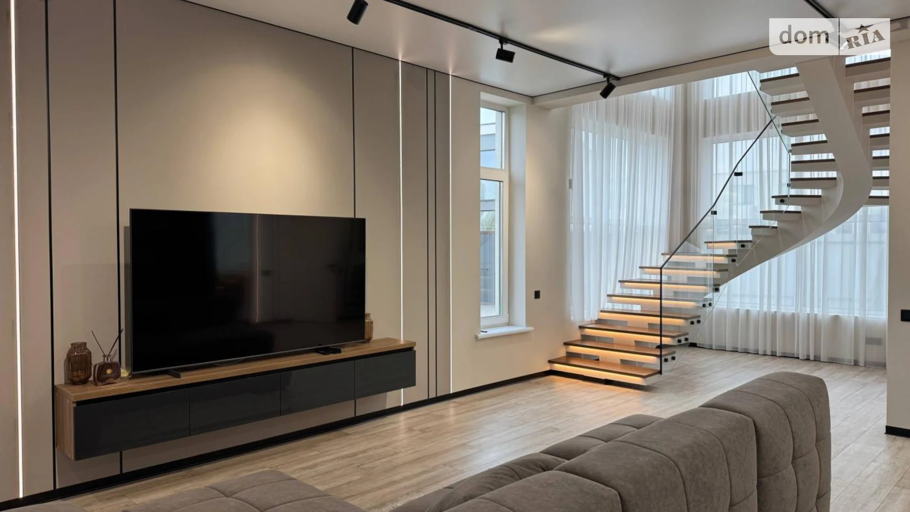 Продается дом на 2 этажа 150 кв. м с подвалом, цена: 260000 $ - фото 4