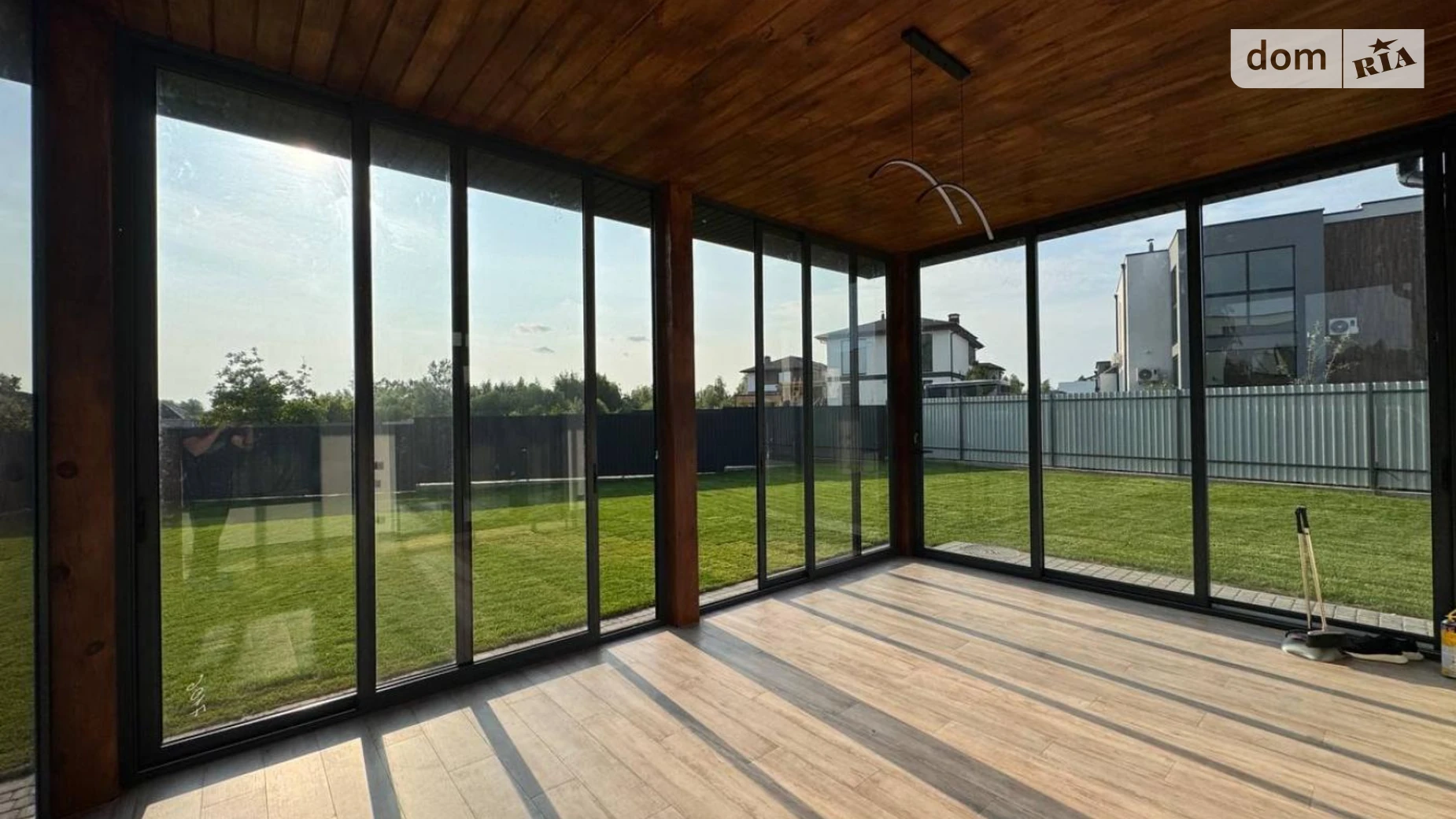 Продается дом на 2 этажа 150 кв. м с подвалом, цена: 260000 $ - фото 5