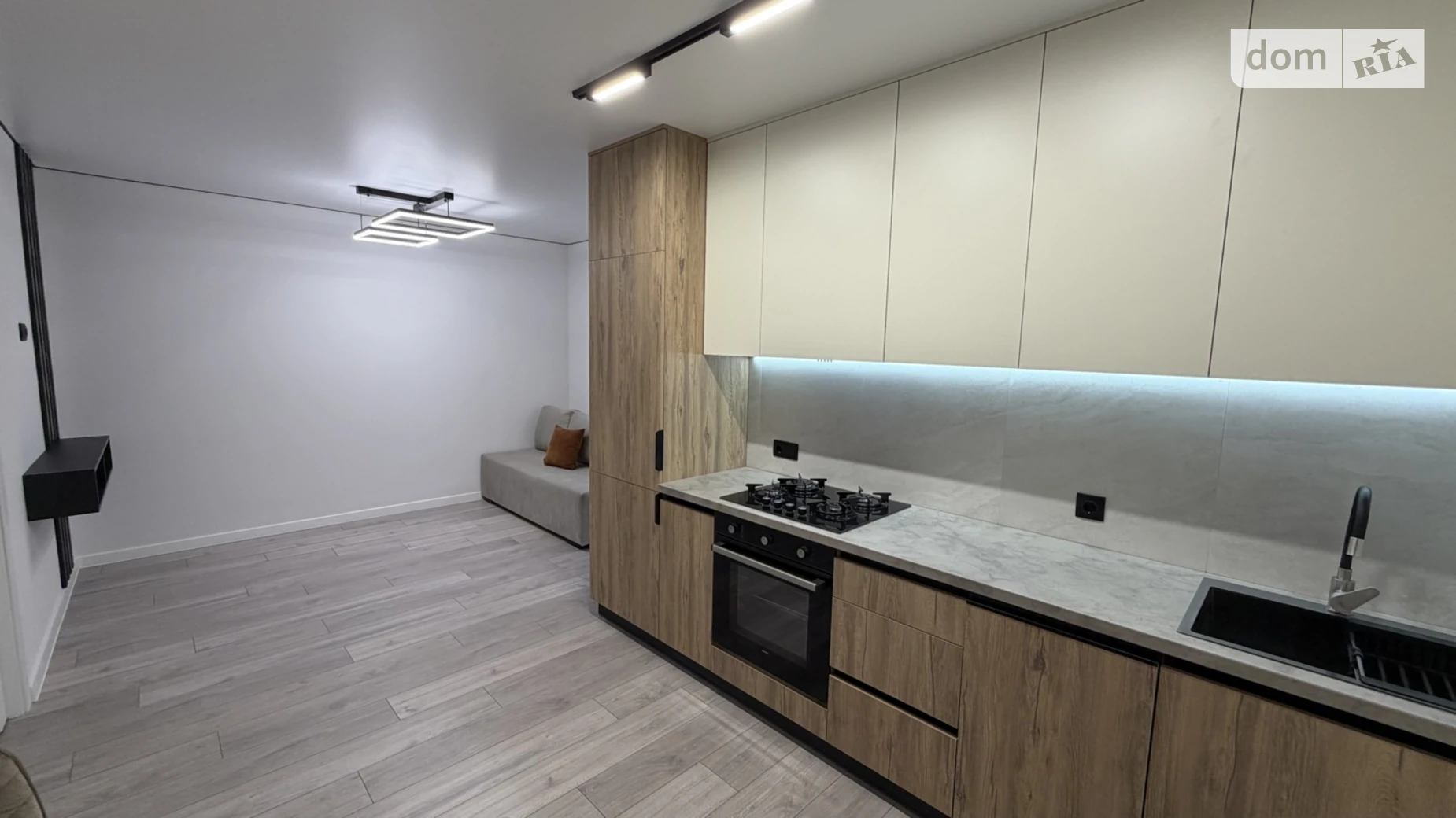 2-комнатная квартира 57 кв. м в Тернополе, ул. Смакулы, 7А - фото 3