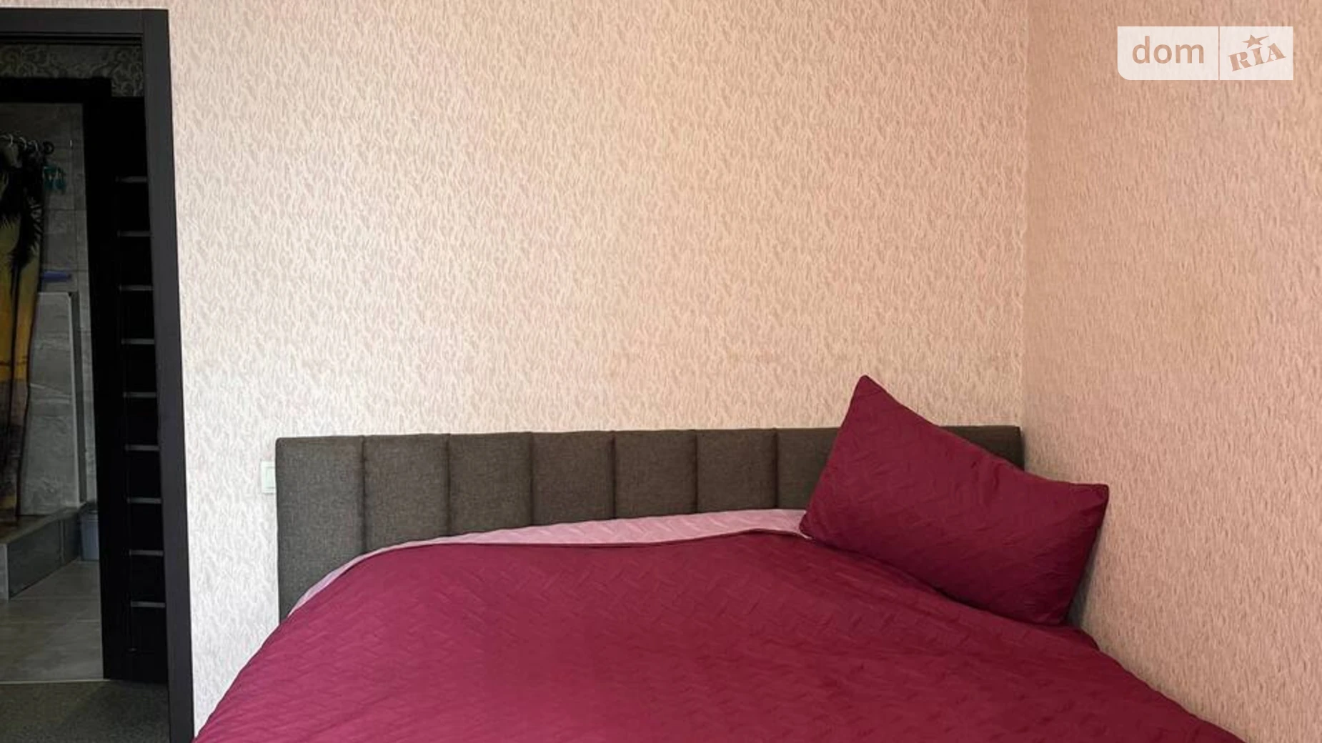 Продается 1-комнатная квартира 43.4 кв. м в Борисполе, ул. Привокзальная, 2В/4 - фото 2