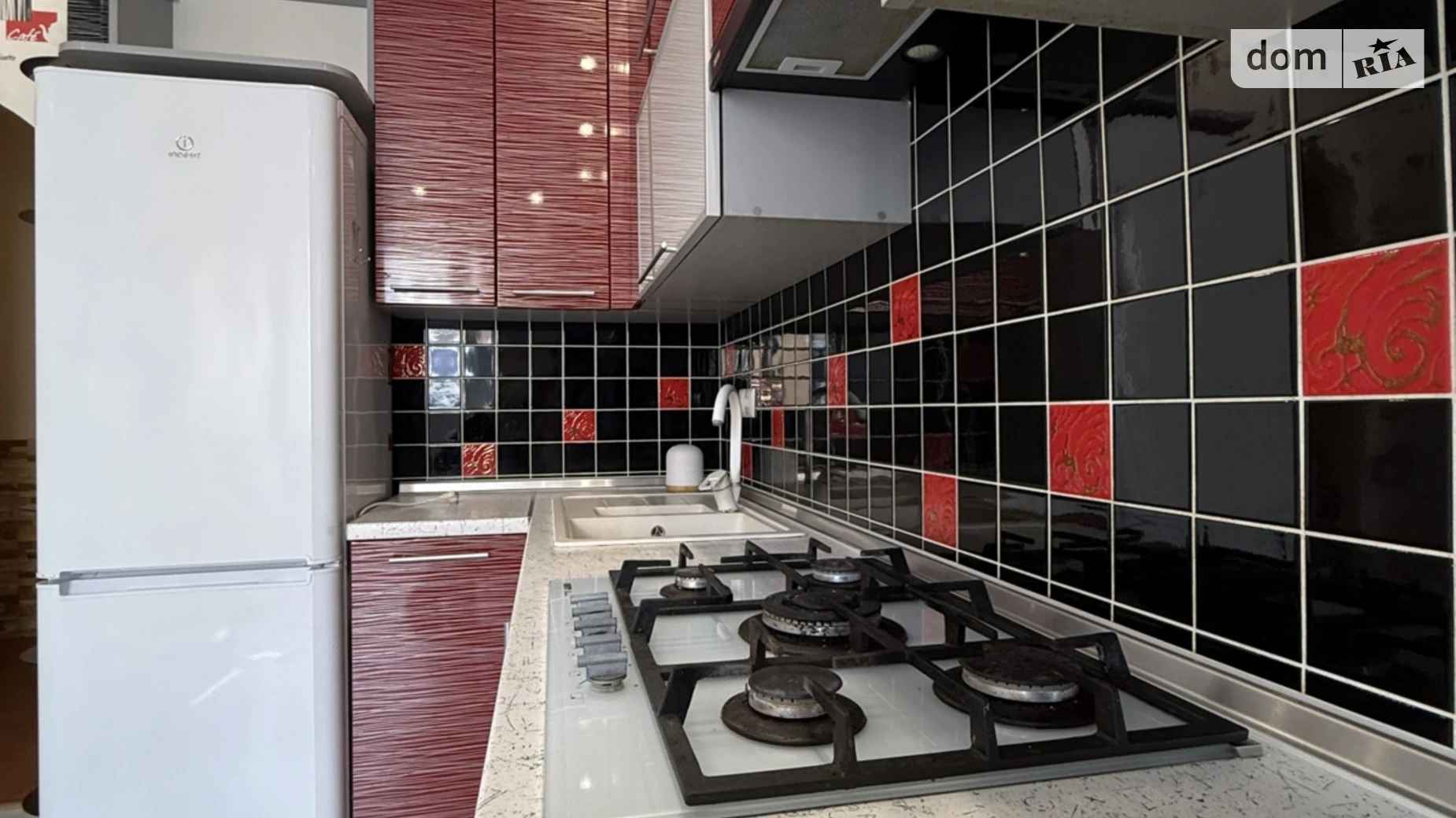 Продається 2-кімнатна квартира 75.8 кв. м у Хмельницькому, вул. Зарічанська, 11 - фото 2