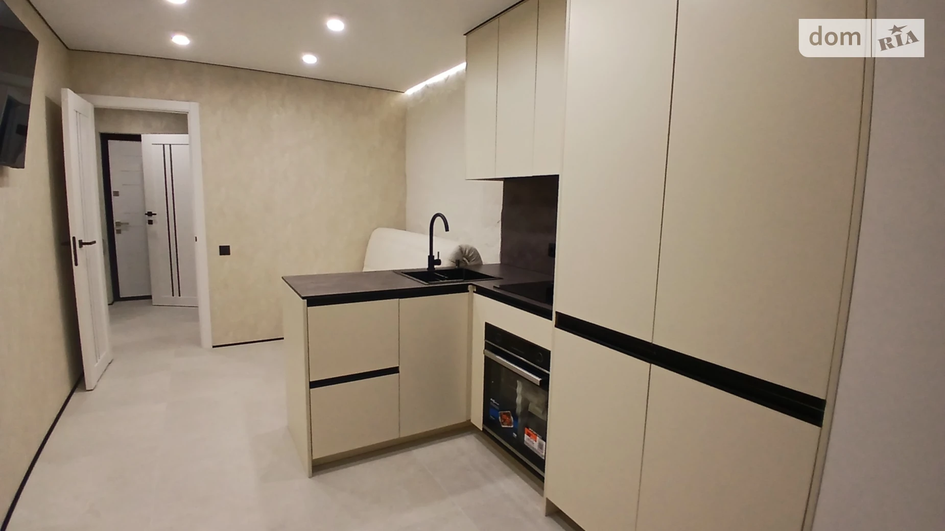 Продается 1-комнатная квартира 41 кв. м в Черкассах, ул. Байды-Вишневецкого - фото 2