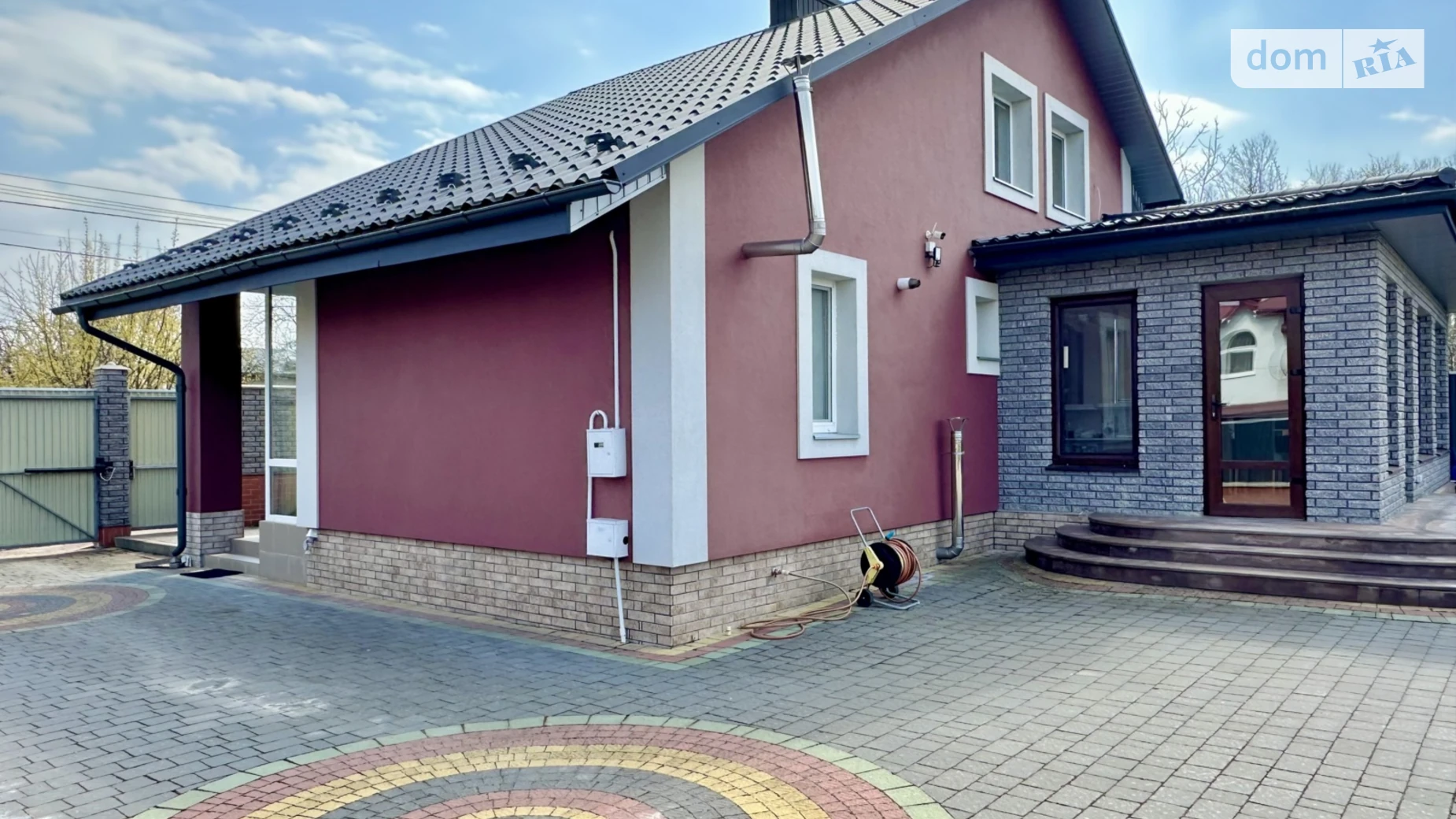 Продается дом на 2 этажа 107 кв. м с мансардой, цена: 150000 $ - фото 3