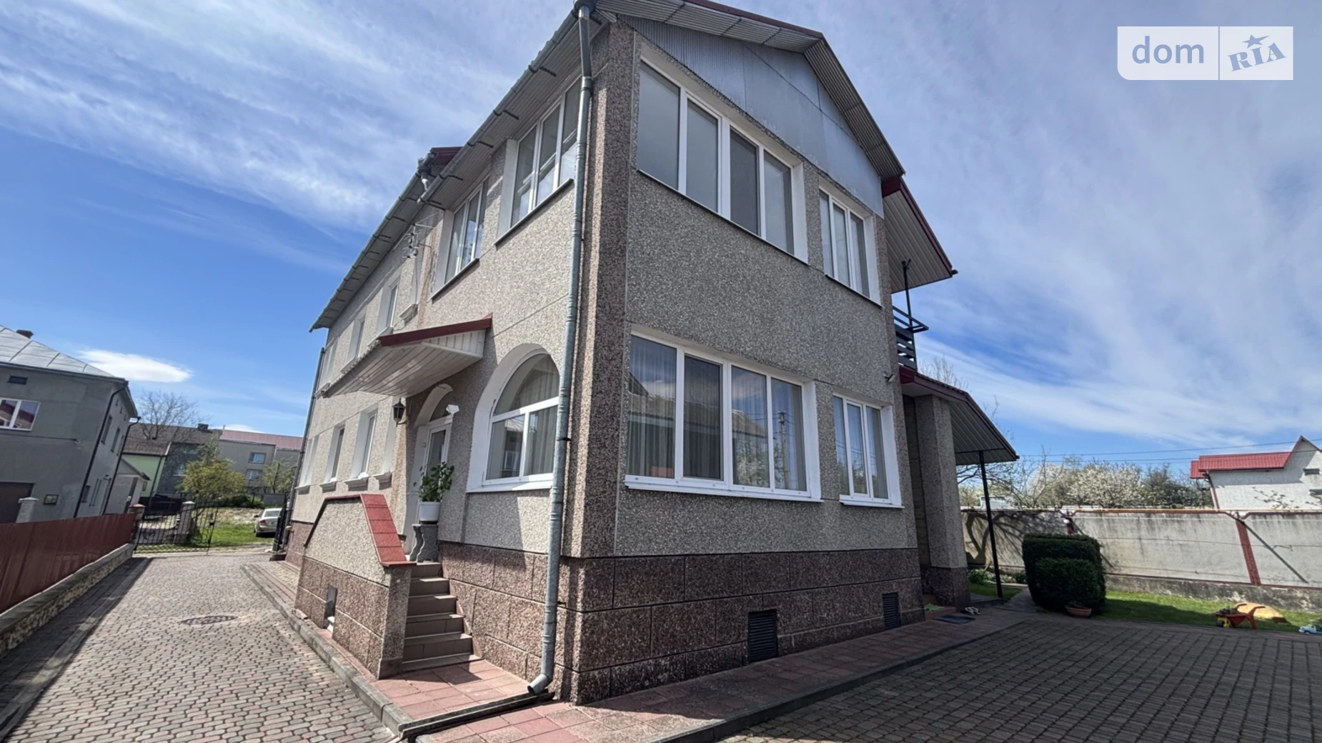 Продается дом на 2 этажа 298.5 кв. м с баней/сауной, цена: 215000 $ - фото 3