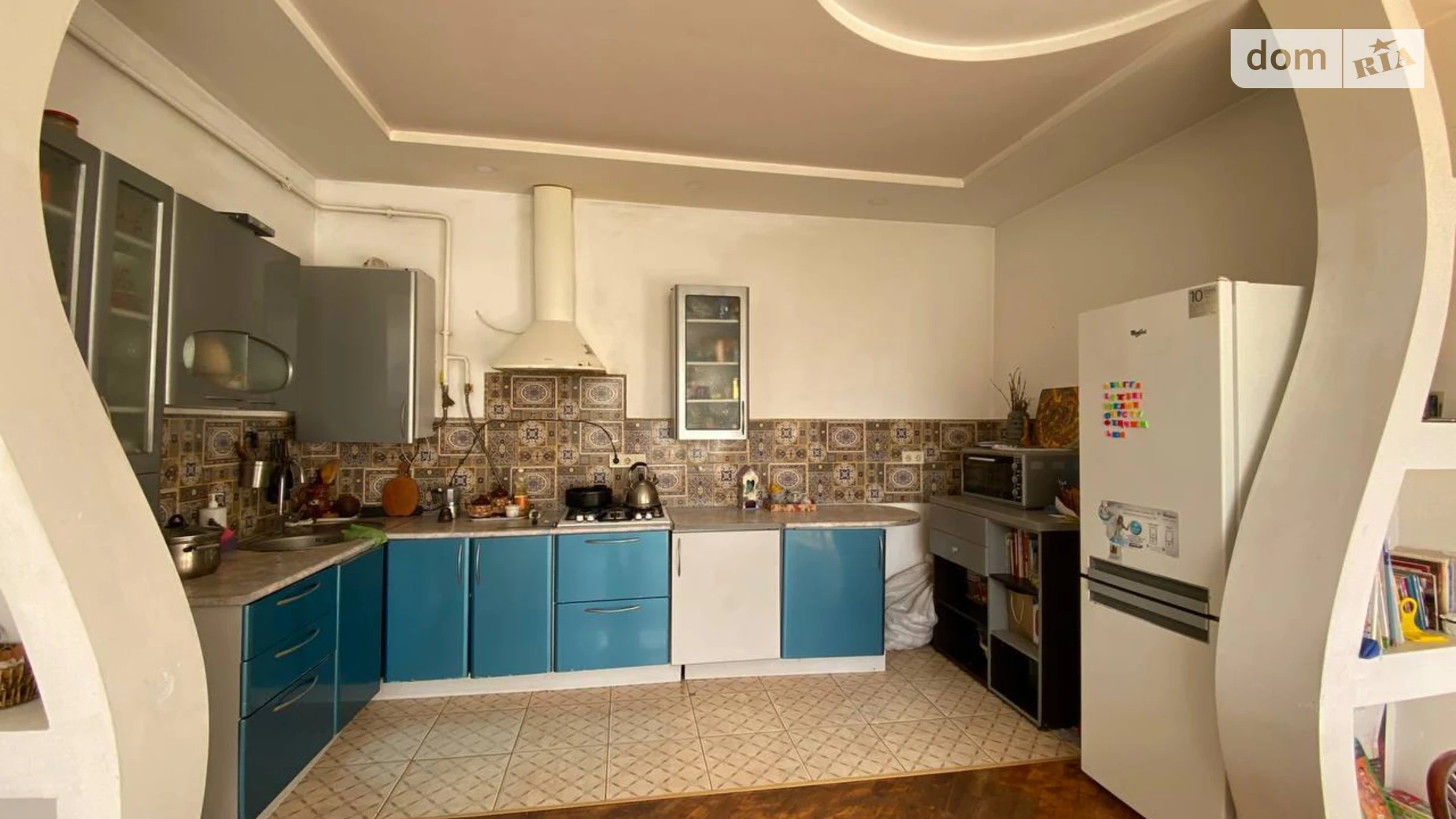 Продается дом на 3 этажа 174 кв. м с гаражом, цена: 255000 $ - фото 3