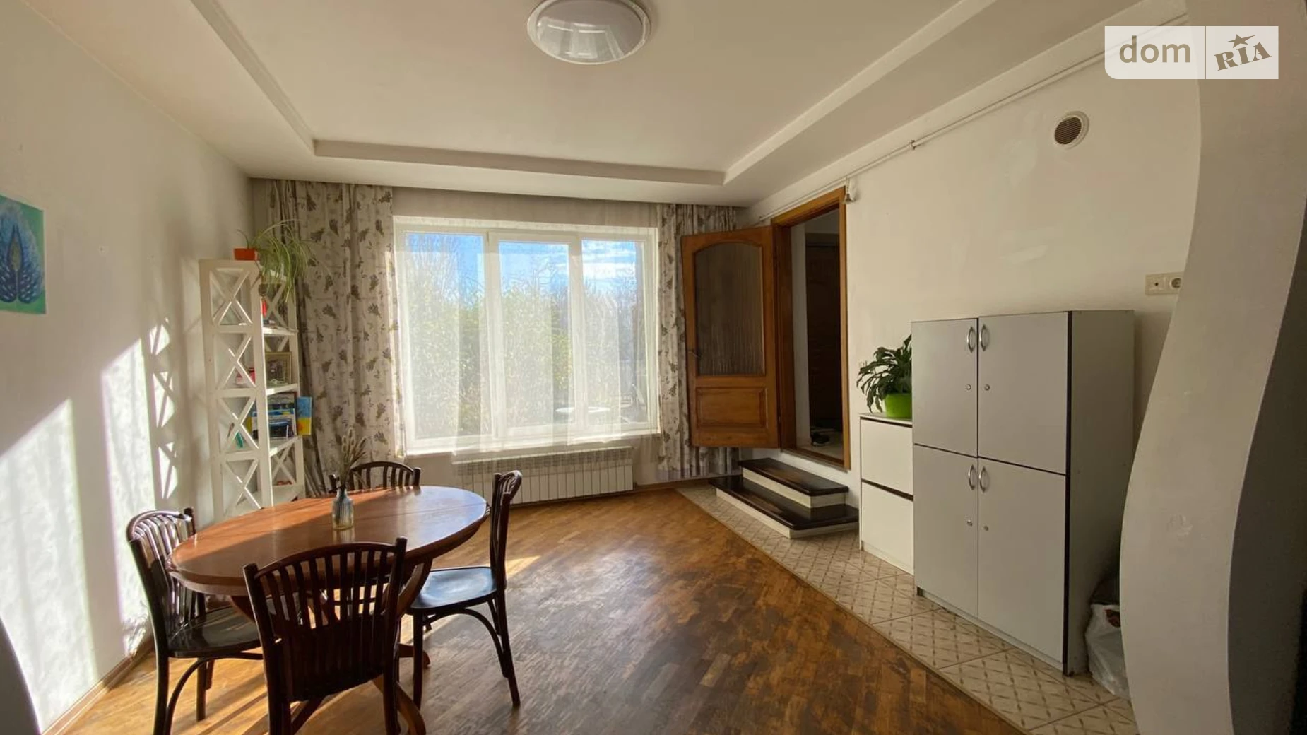 Продается дом на 3 этажа 174 кв. м с гаражом, цена: 255000 $ - фото 2