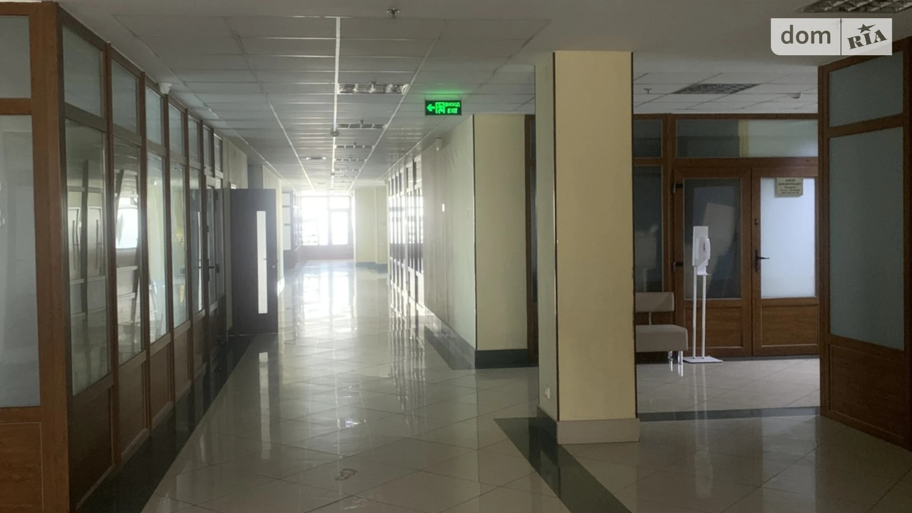 Сдается в аренду офис 69 кв. м в бизнес-центре, цена: 828 $ - фото 5