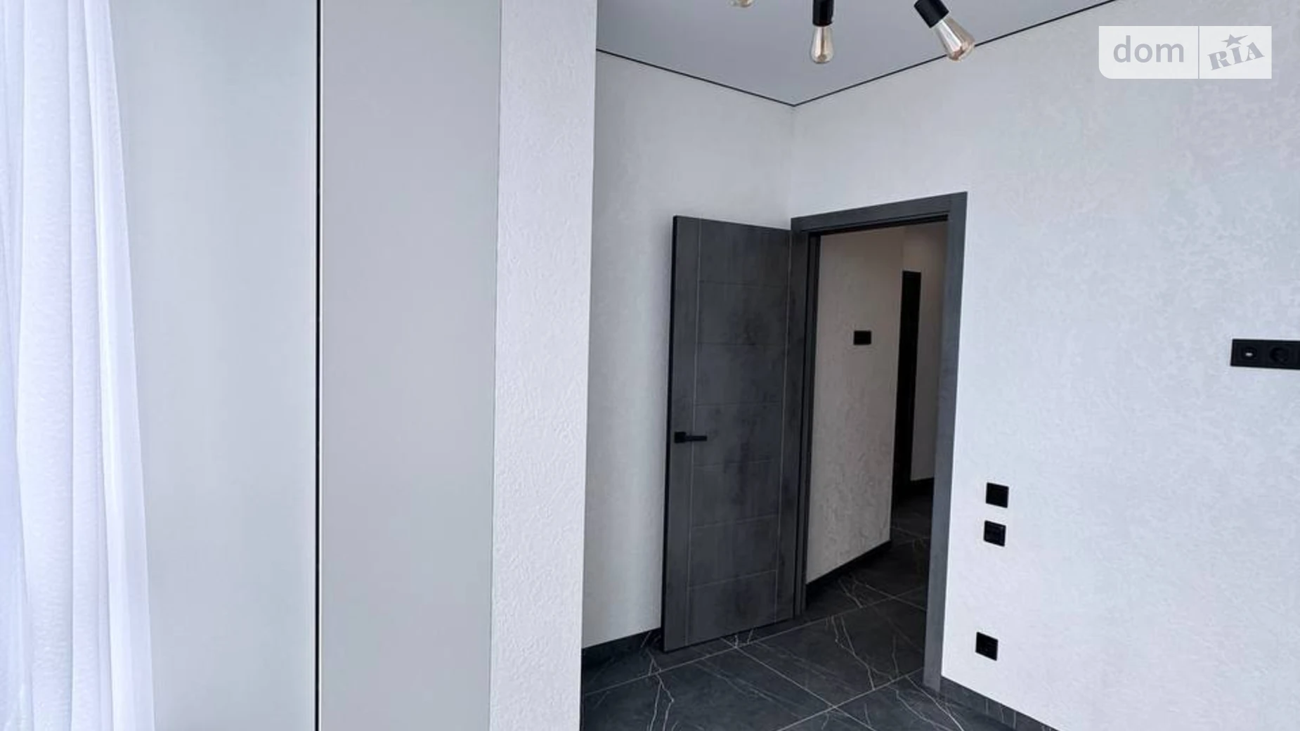Продается 2-комнатная квартира 42 кв. м в Крыжановка, ул. Марсельская - фото 4