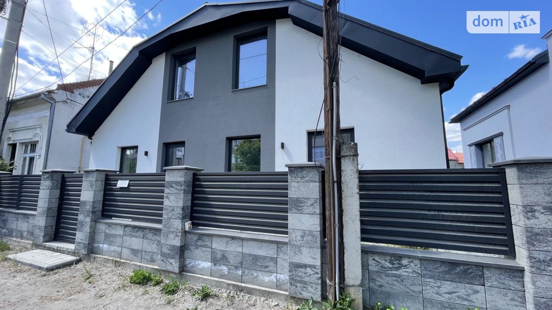 Продается дом на 2 этажа 174 кв. м с камином, цена: 150000 $ - фото 2