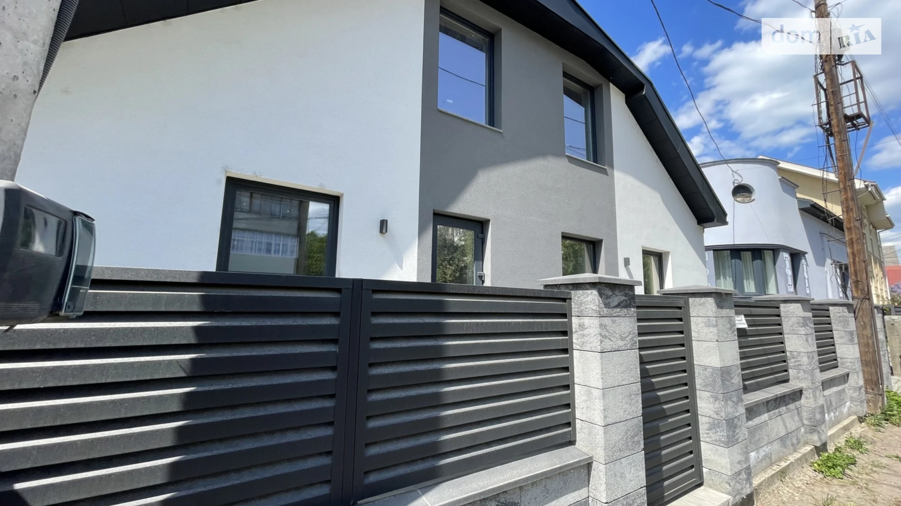 Продается дом на 2 этажа 174 кв. м с камином, цена: 150000 $ - фото 4