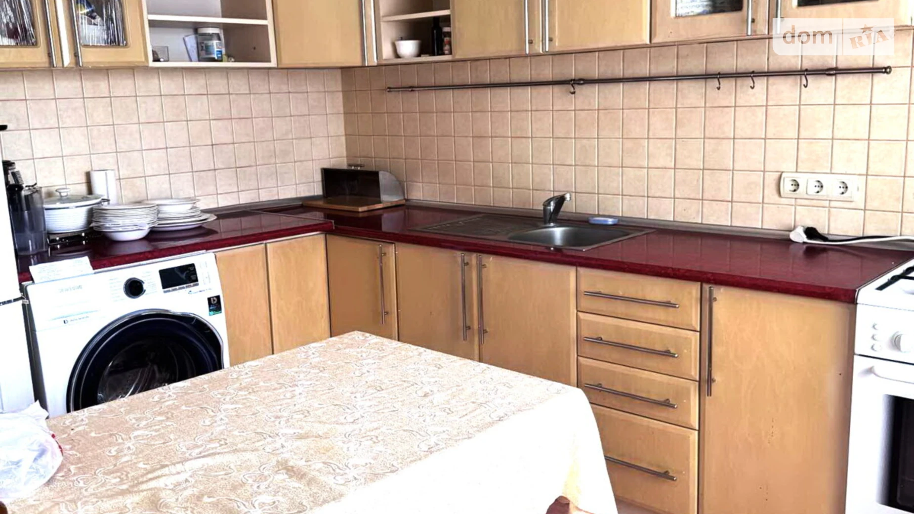 Продается 3-комнатная квартира 71.1 кв. м в Ровно, ул. Гайдамацкая, 35 - фото 4