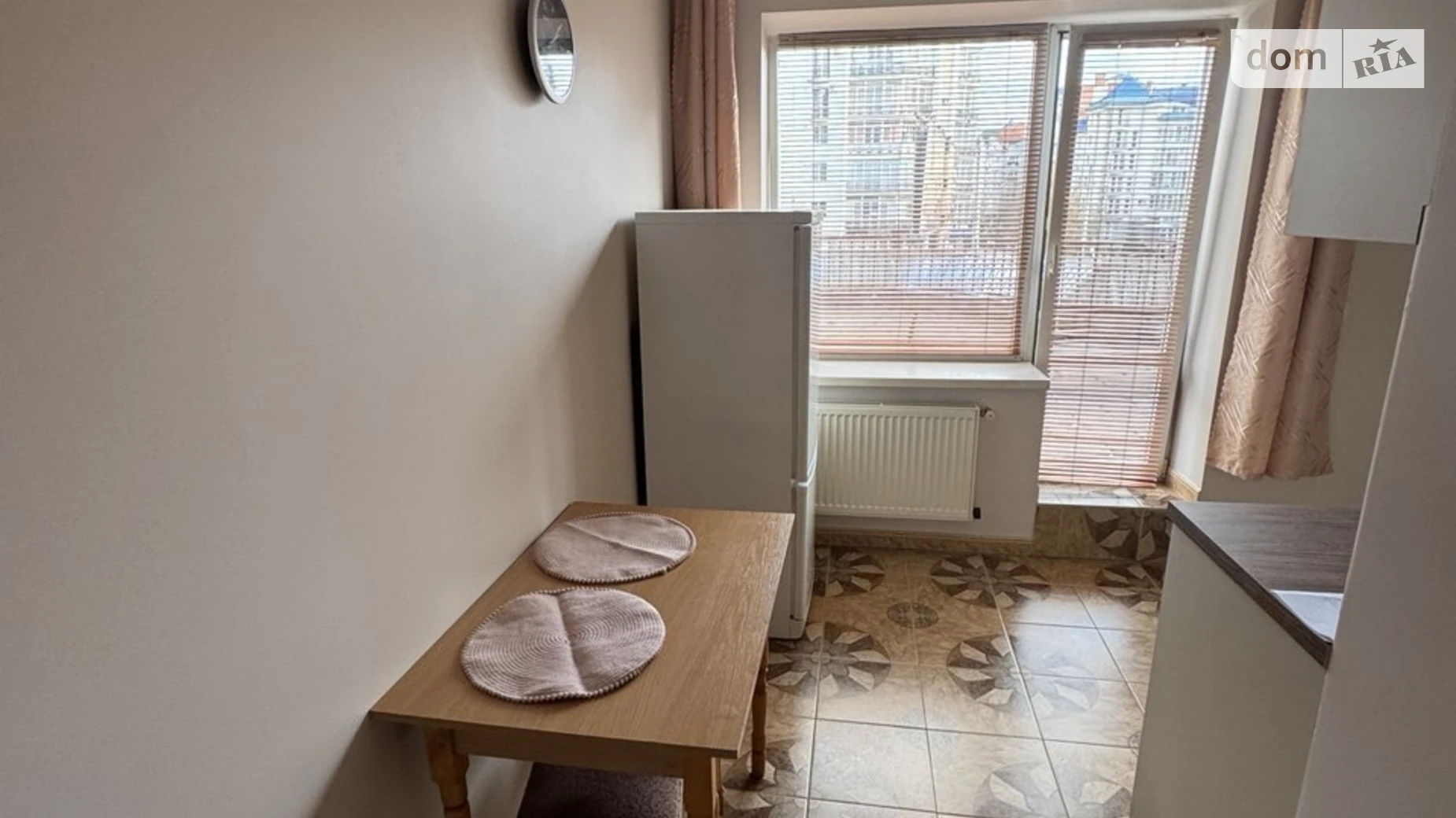Продается 2-комнатная квартира 64.5 кв. м в Ивано-Франковске, бул. Южный - фото 2