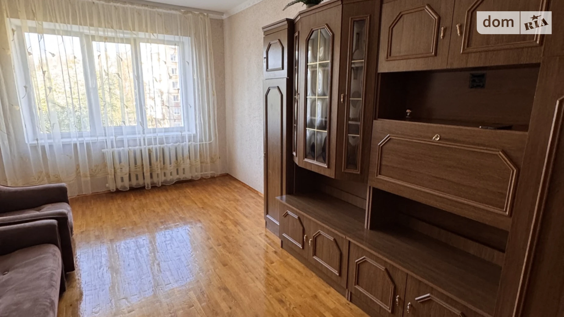 Продается 3-комнатная квартира 64.9 кв. м в Ровно, ул. Кобзарская, 17 - фото 2