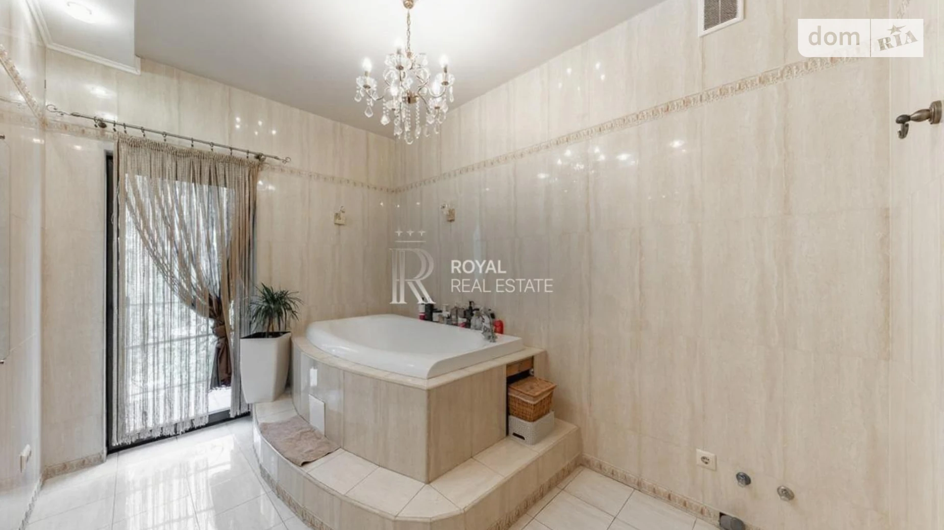 Продается дом на 3 этажа 298.9 кв. м с верандой, цена: 450000 $ - фото 5