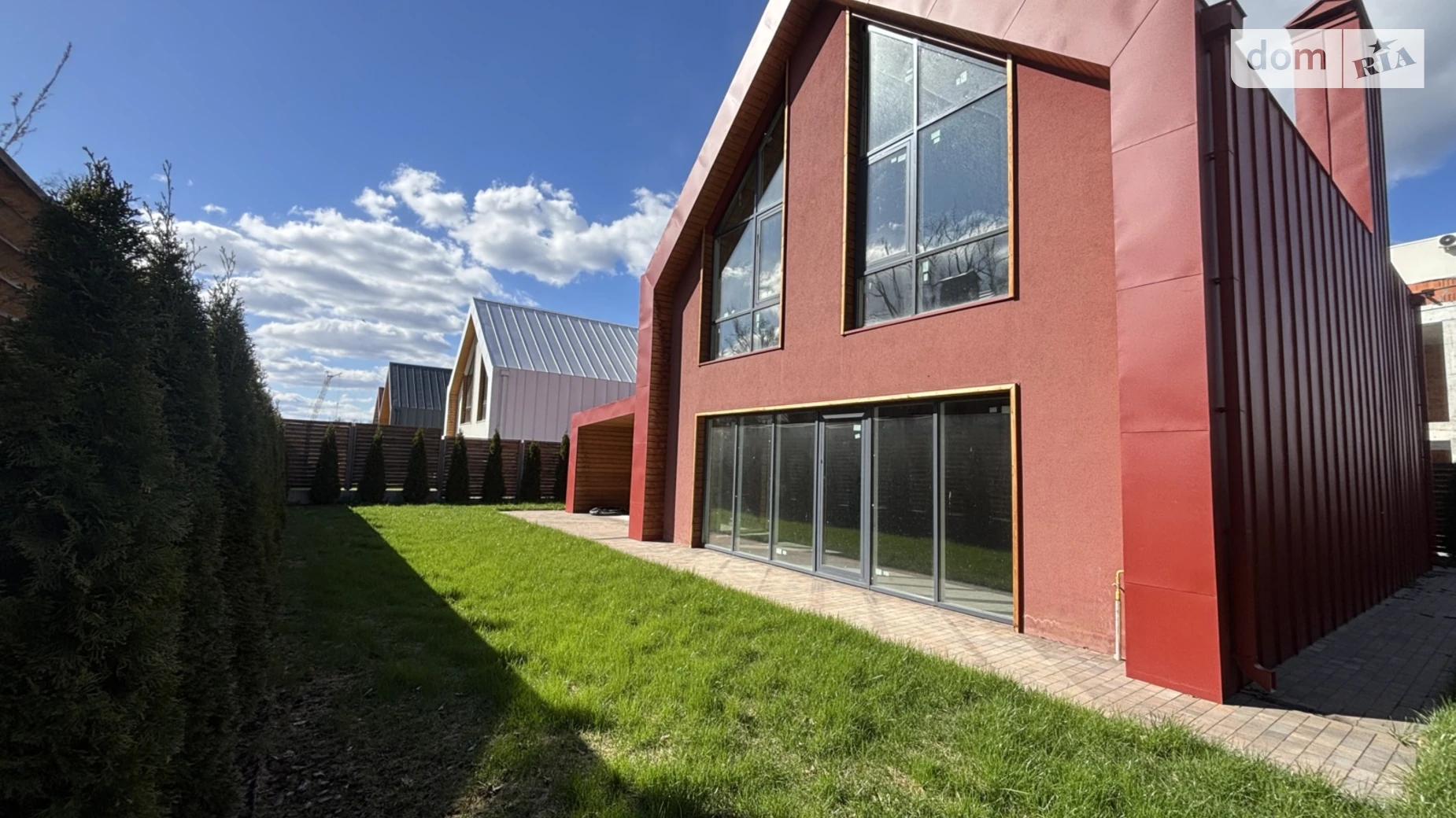 Продается дом на 2 этажа 150 кв. м с беседкой, цена: 150000 $ - фото 4